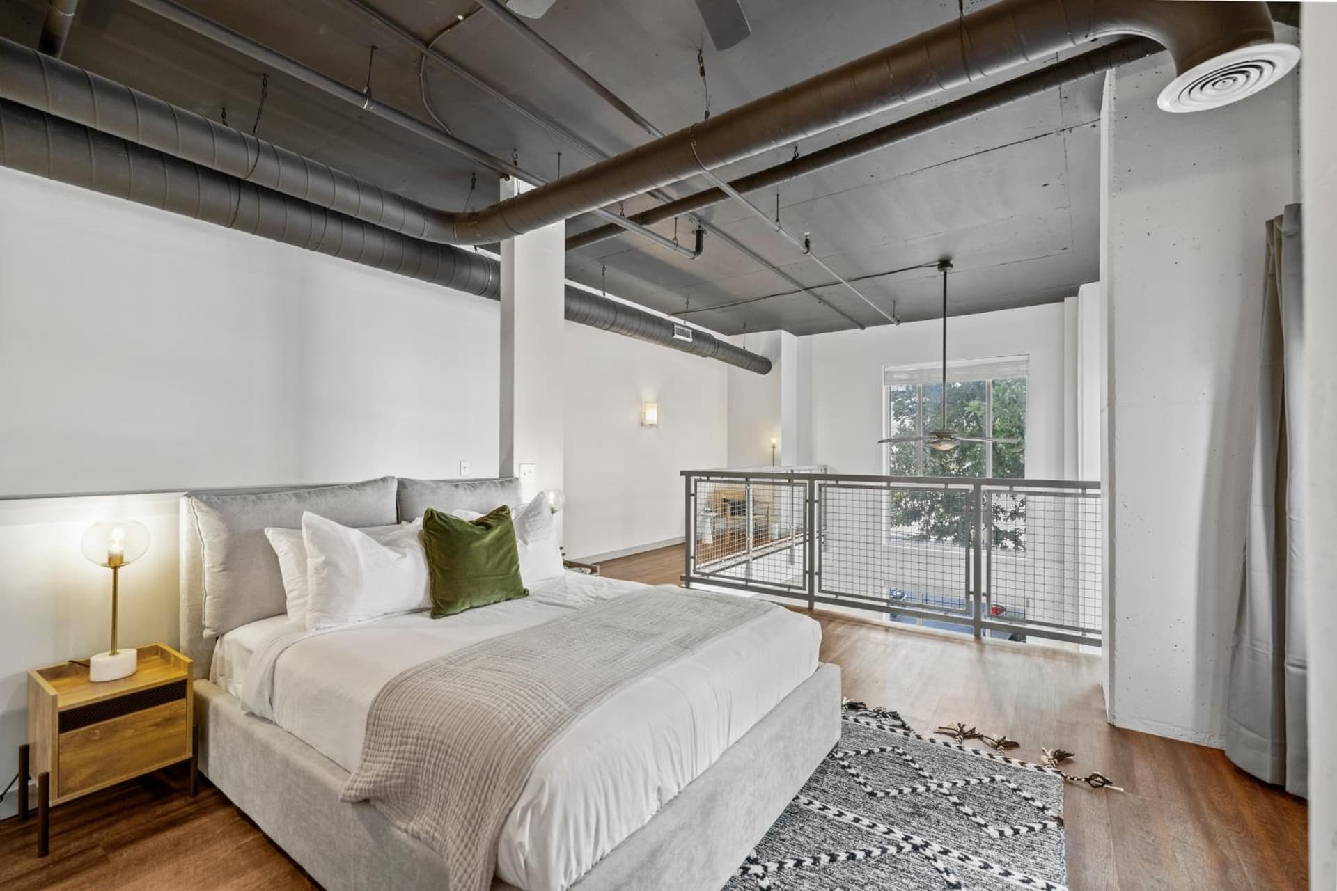 Placemakr Music Row - Vanderbilt gallery photo in Nashville, TN — image 73