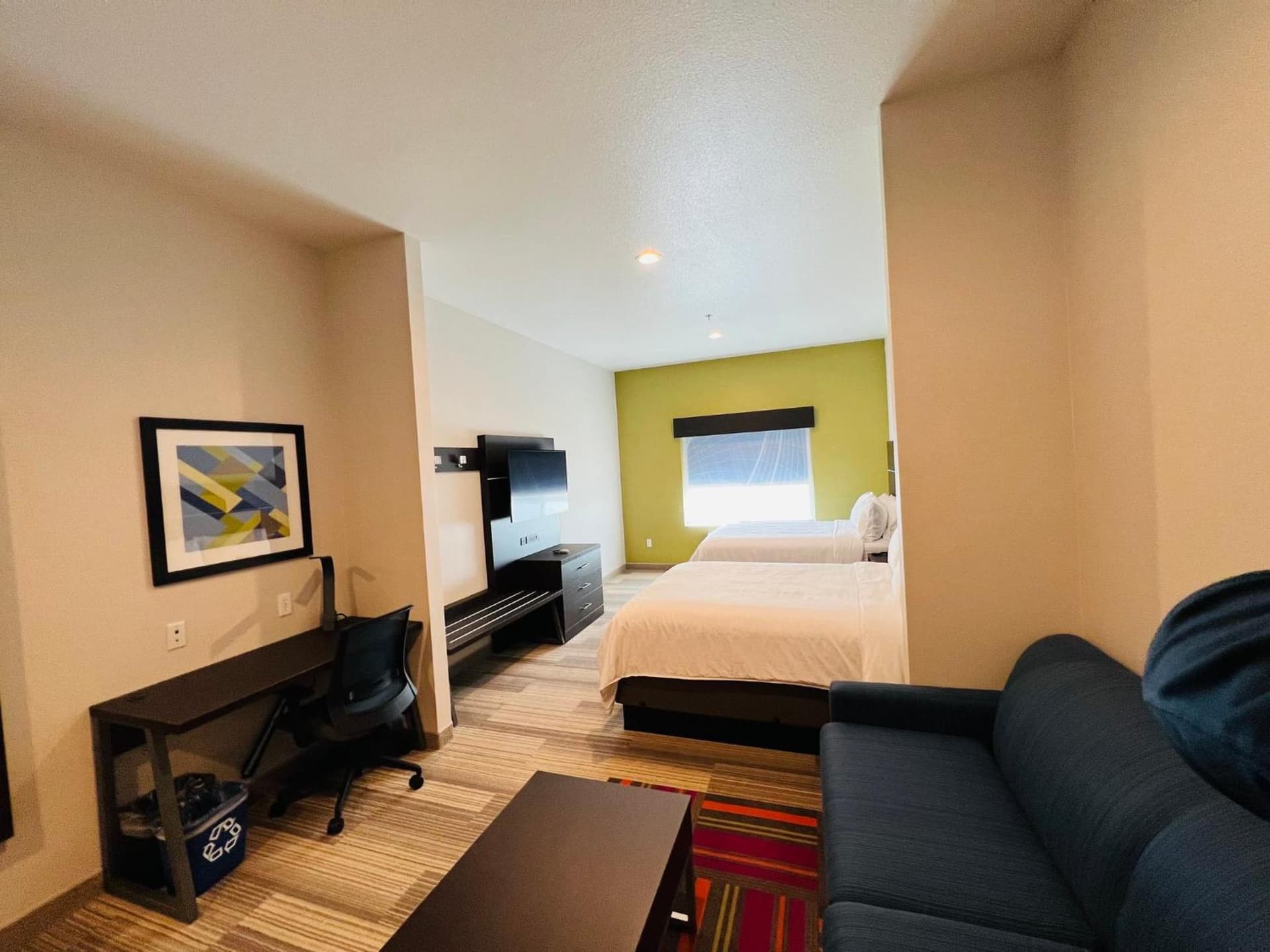 Holiday Inn Express & Suites Salinas by IHG gallery photo in Salinas, CA — image 36