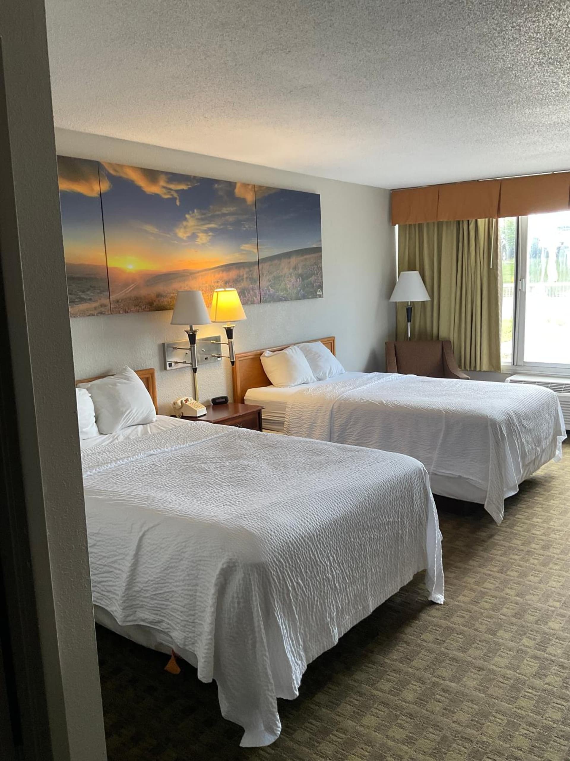 Days Inn by Wyndham Cambridge gallery photo in Cambridge, OH — image 40