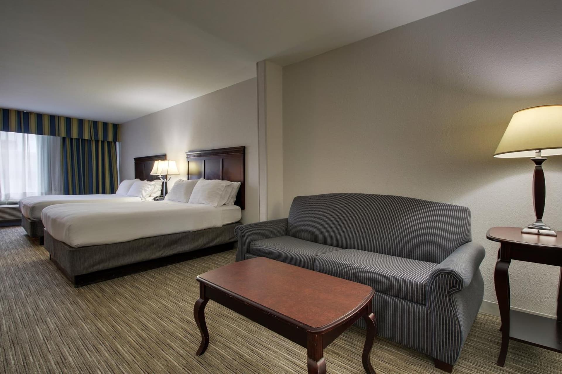 Holiday Inn Express Hotel & Suites Middleboro Raynham by IHG gallery photo in Middleboro, MA — image 43