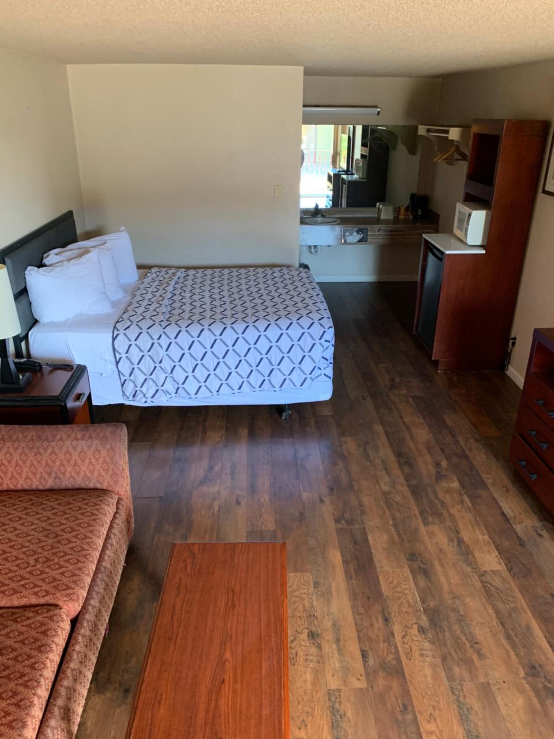 Smokey Point Motor Inn gallery photo in Arlington, WA — image 39