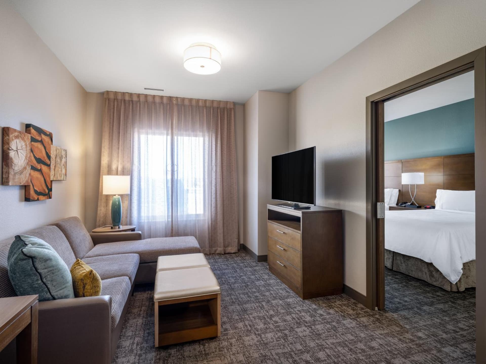 Staybridge Suites - Sioux City Southeast by IHG gallery photo in Sioux City, IA — image 15