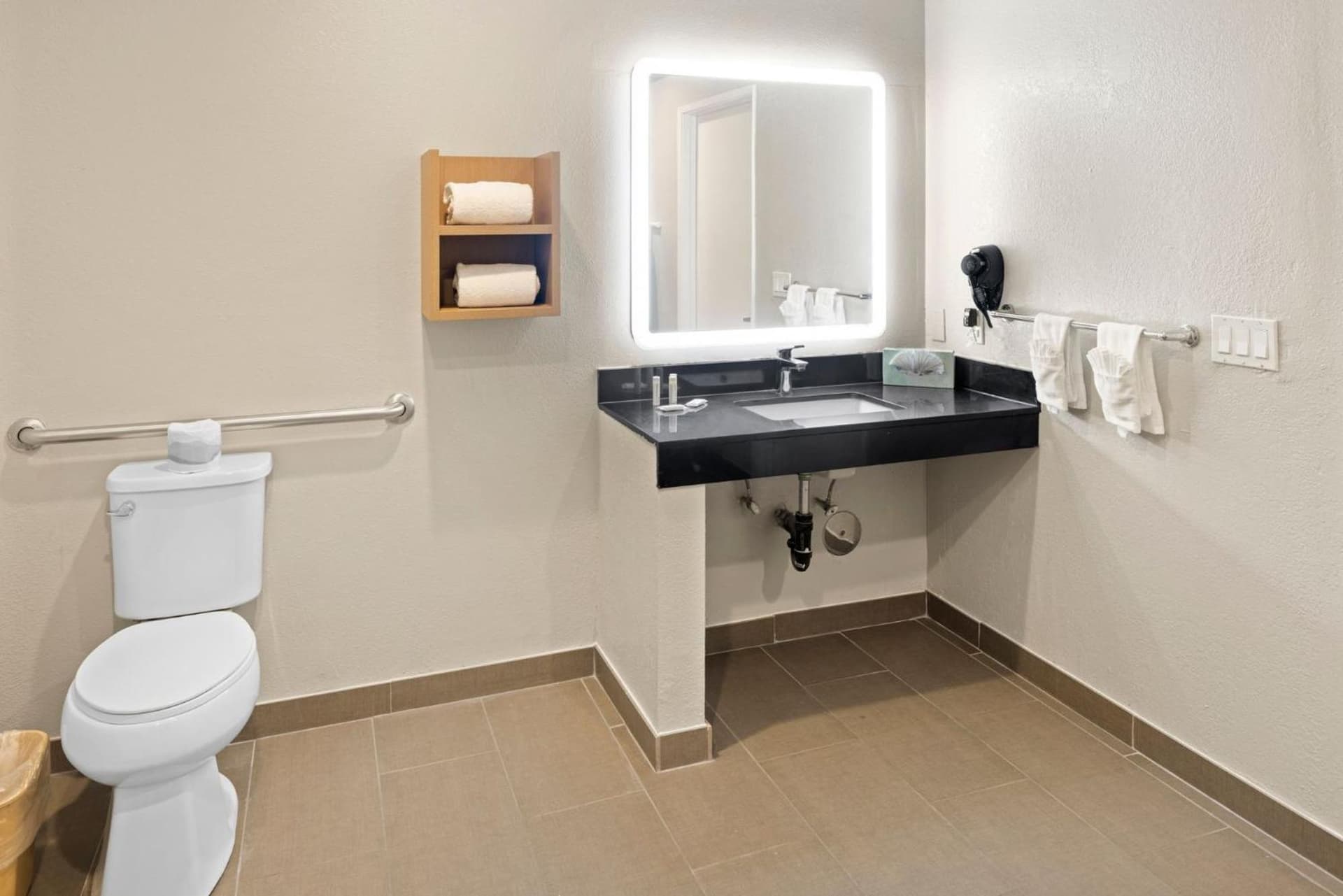 Days Inn by Wyndham San Diego-East/El Cajon gallery photo in El Cajon, CA — image 34