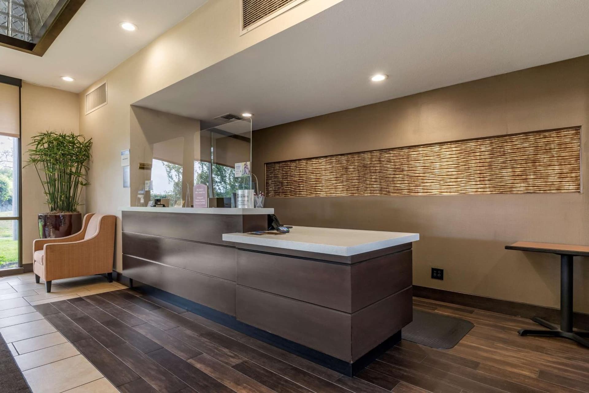 Best Western Plus Garden Court Inn interior in Fremont, CA — gallery photo 2