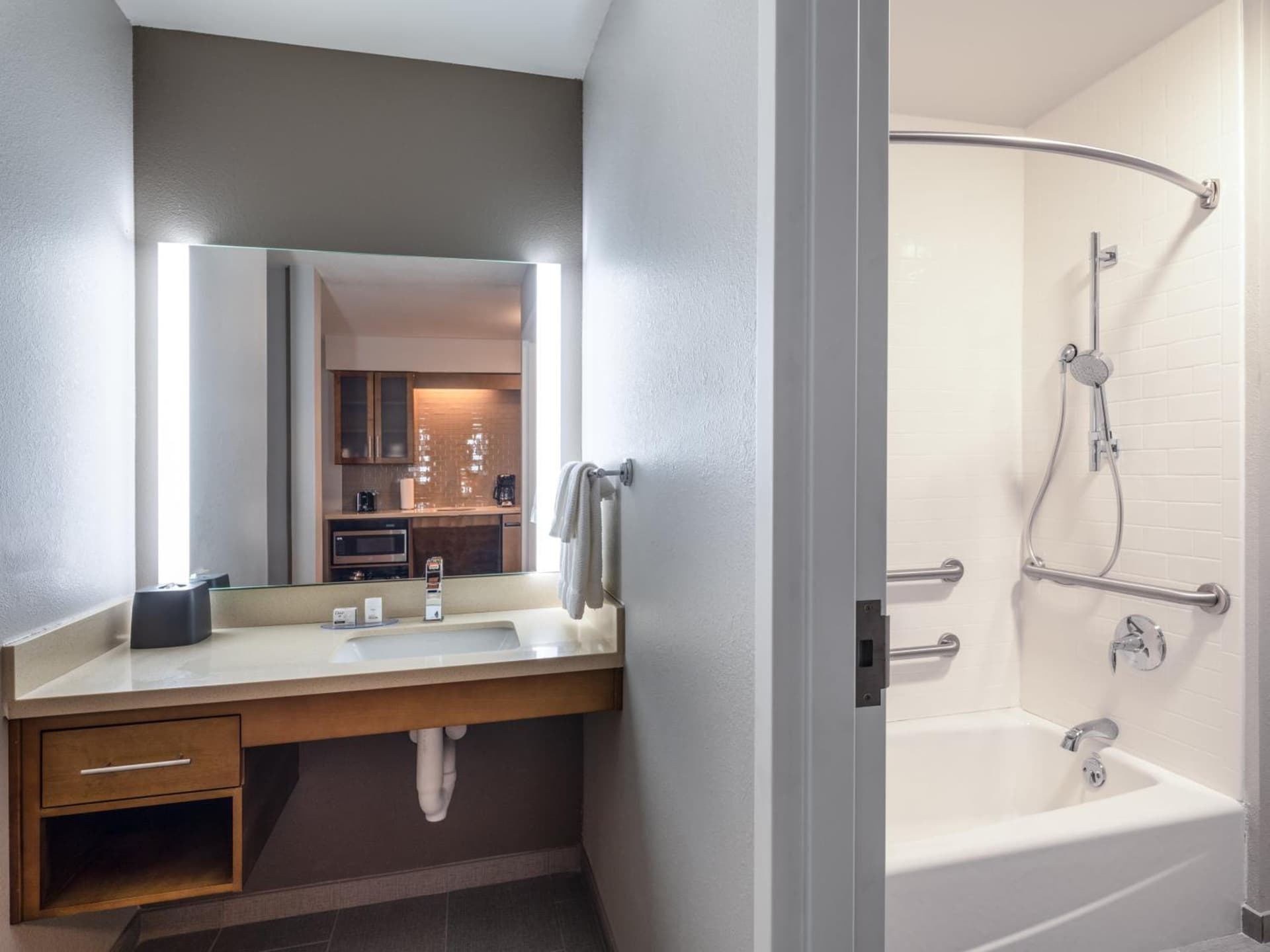 Staybridge Suites - Sioux City Southeast by IHG gallery photo in Sioux City, IA — image 36