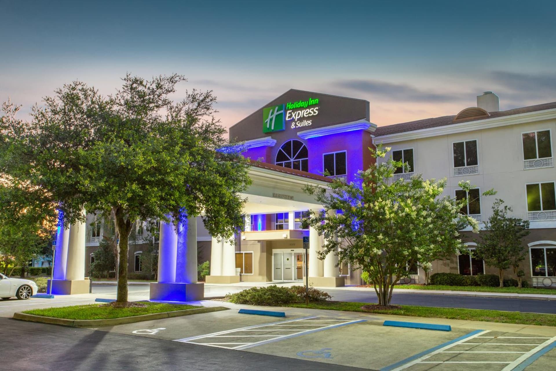 Holiday Inn Express and Suites Silver Springs - Ocala by IHG gallery photo in Silver Springs, FL — image 30
