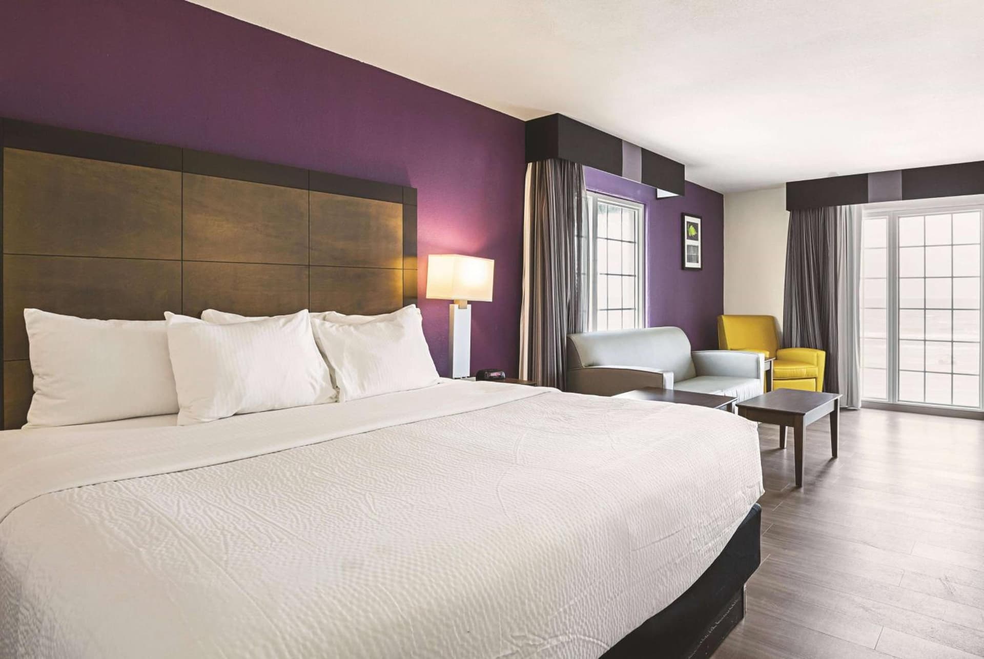 Wingate by Wyndham Galveston Beachfront at the Seawall gallery photo in Galveston, TX — image 25