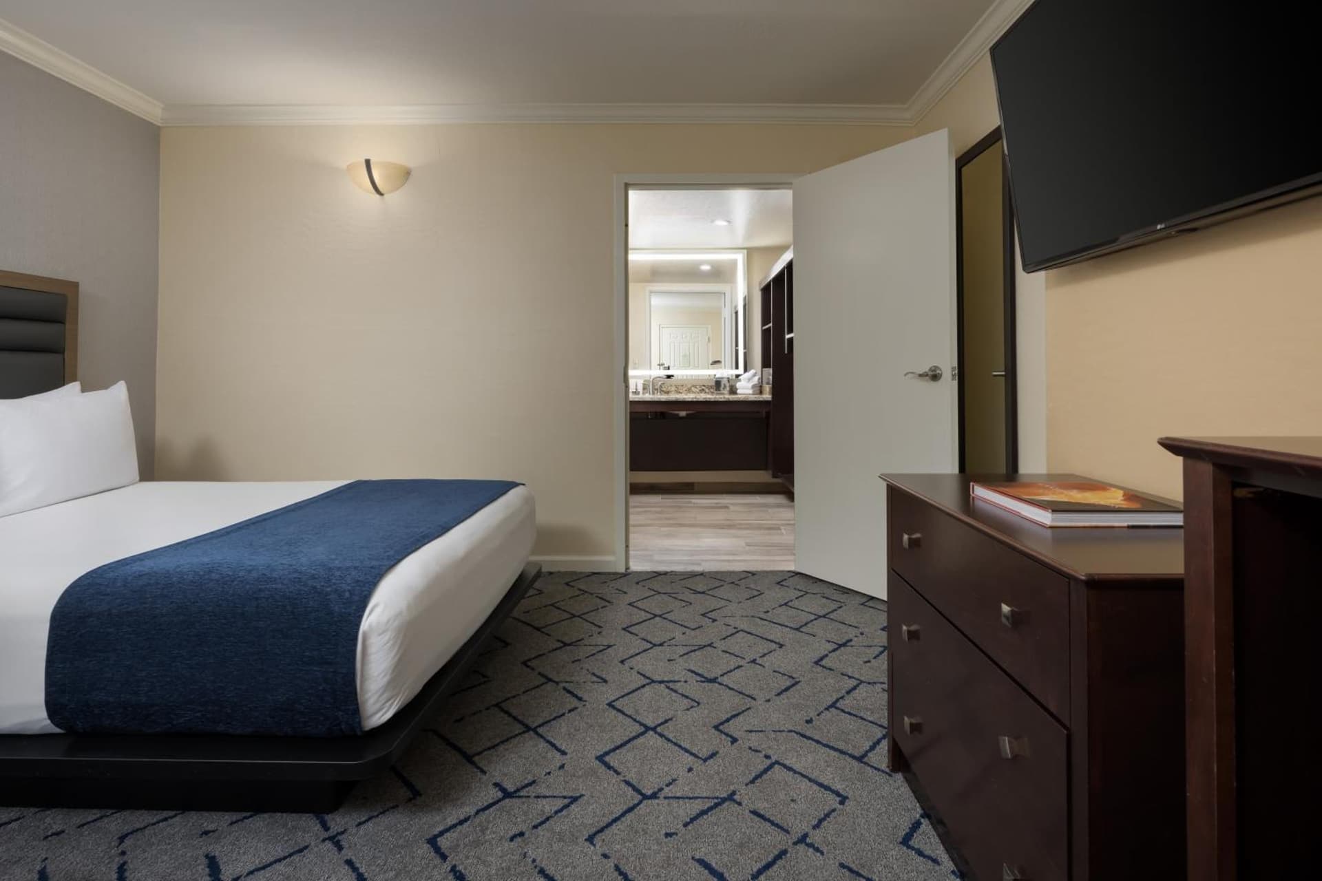 Kimpton Miralina Resort and Villas by IHG gallery photo in Scottsdale, AZ — image 49