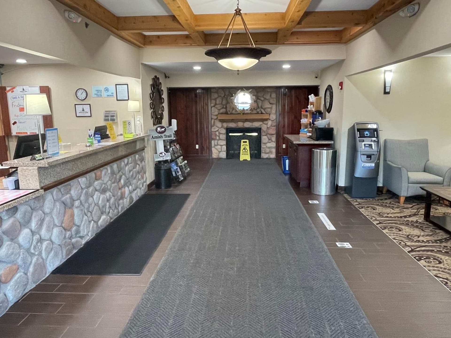 White Pine Lodge — hotel in Salamanca, New York
