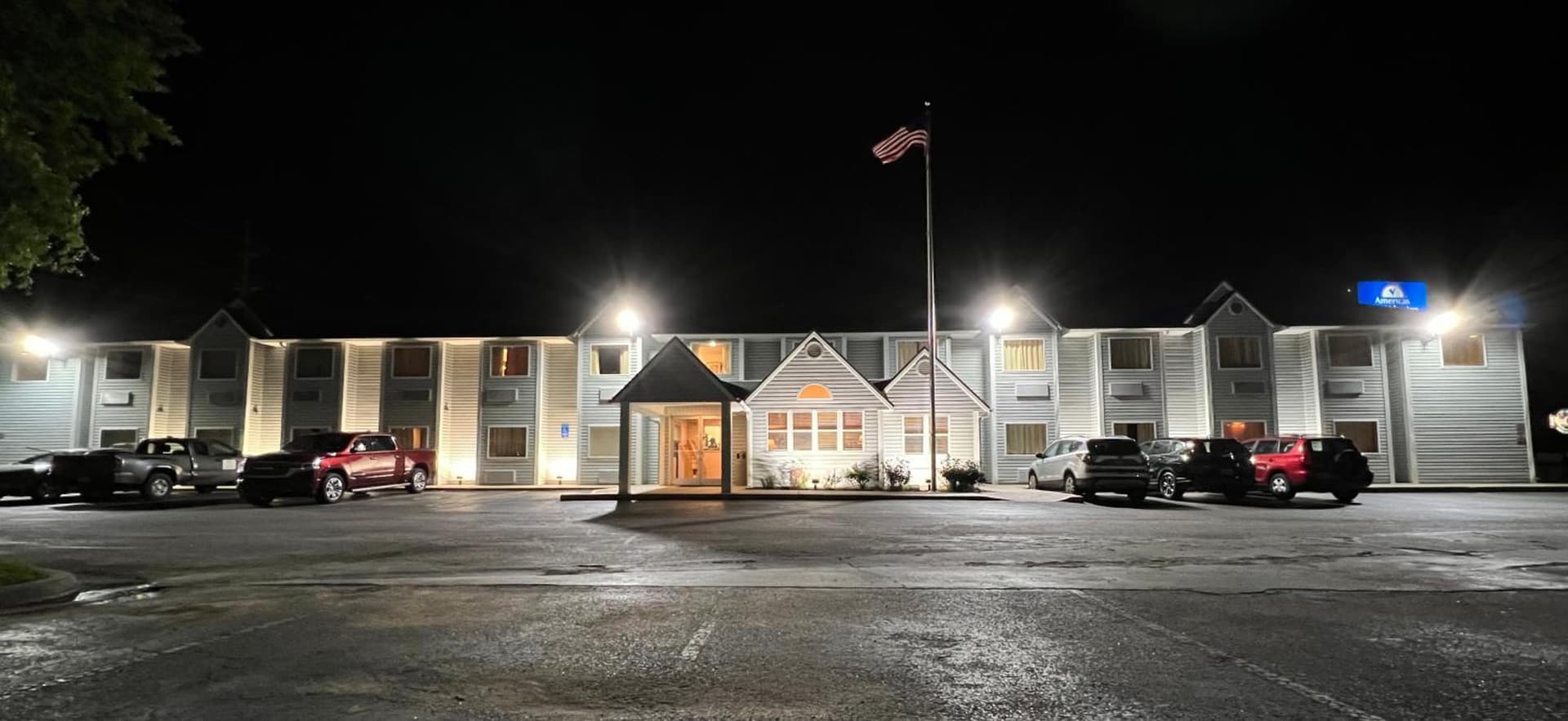 Americas Best Value Inn and Suites Ada featured exterior or lobby in Ada, OK — similar hotel