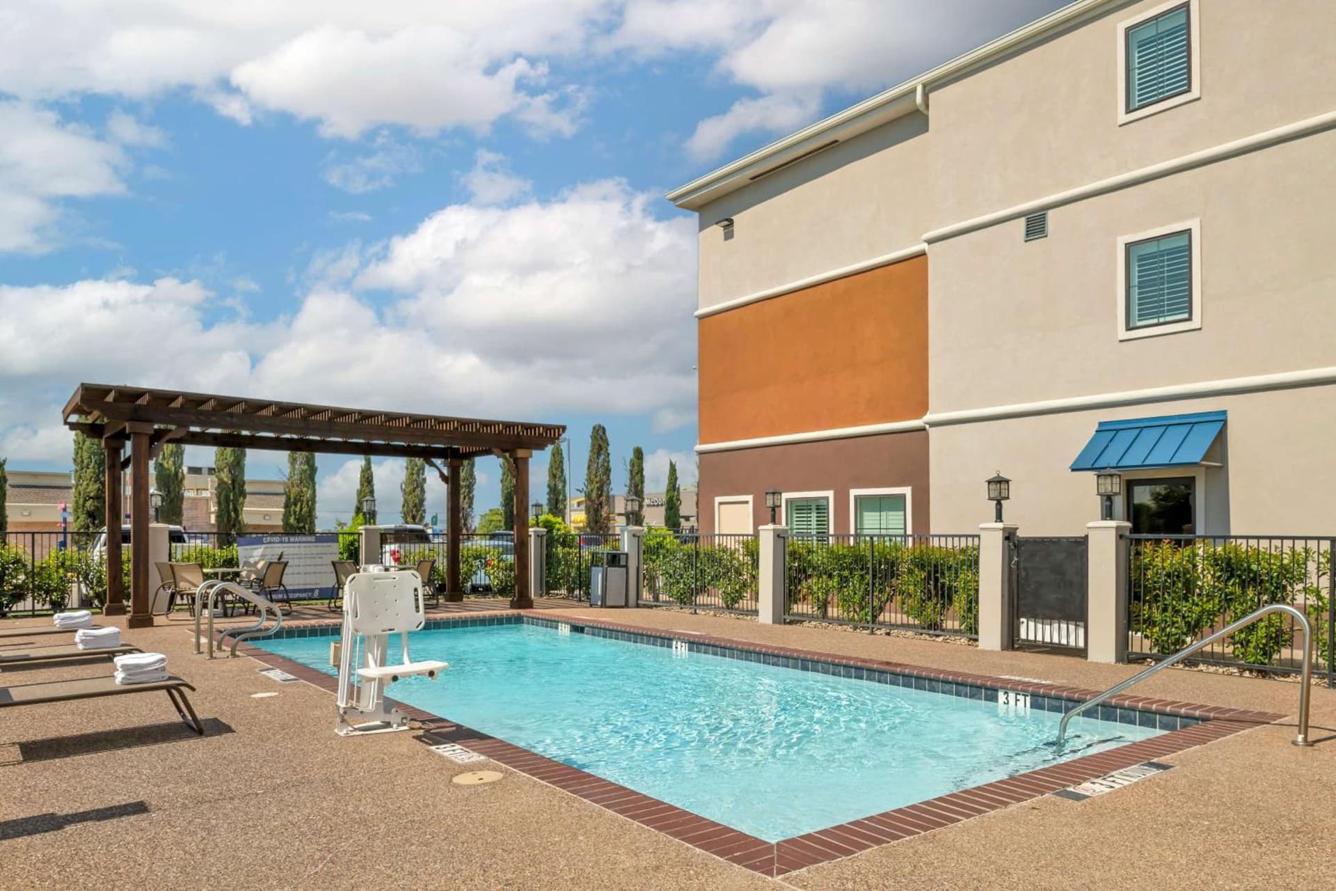 Best Western Plus Denton Inn & Suites gallery photo in Denton, TX — image 22