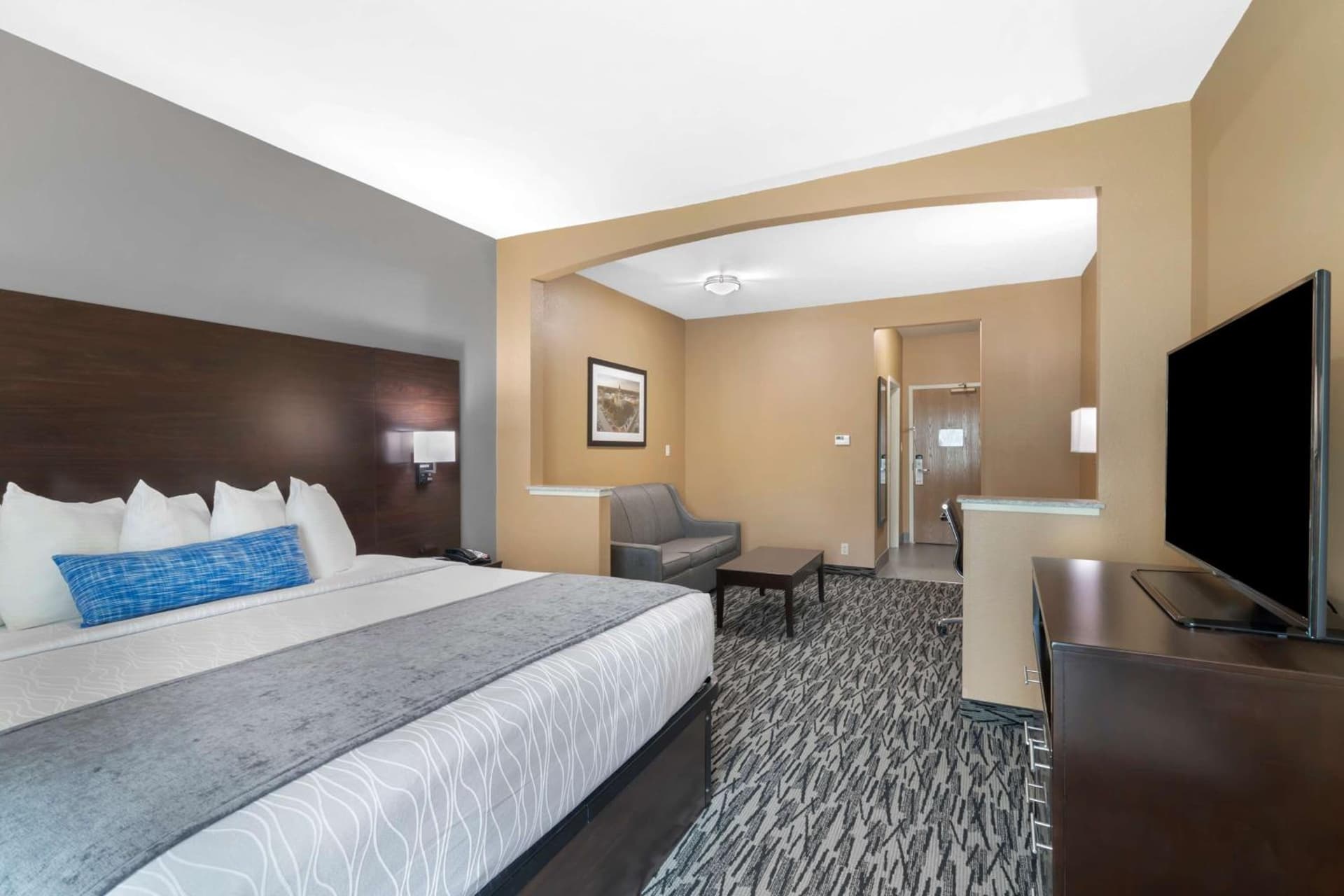 Best Western Plus Denton Inn & Suites gallery photo in Denton, TX — image 25