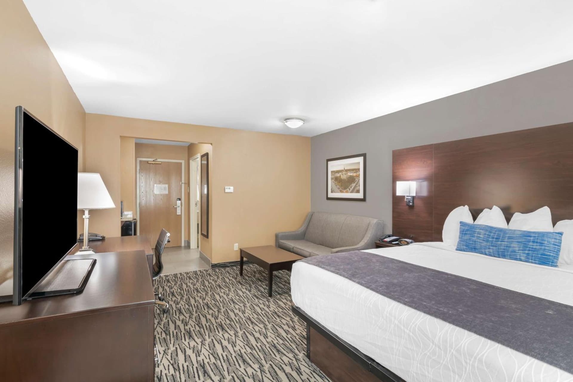Best Western Plus Denton Inn & Suites gallery photo in Denton, TX — image 9