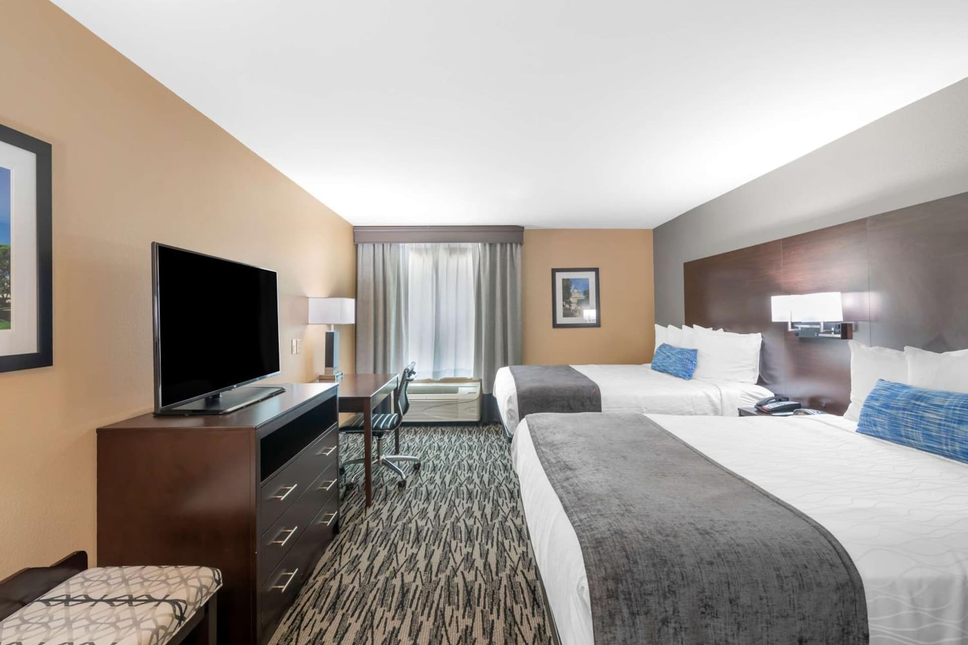 Best Western Plus Denton Inn & Suites gallery photo in Denton, TX — image 32