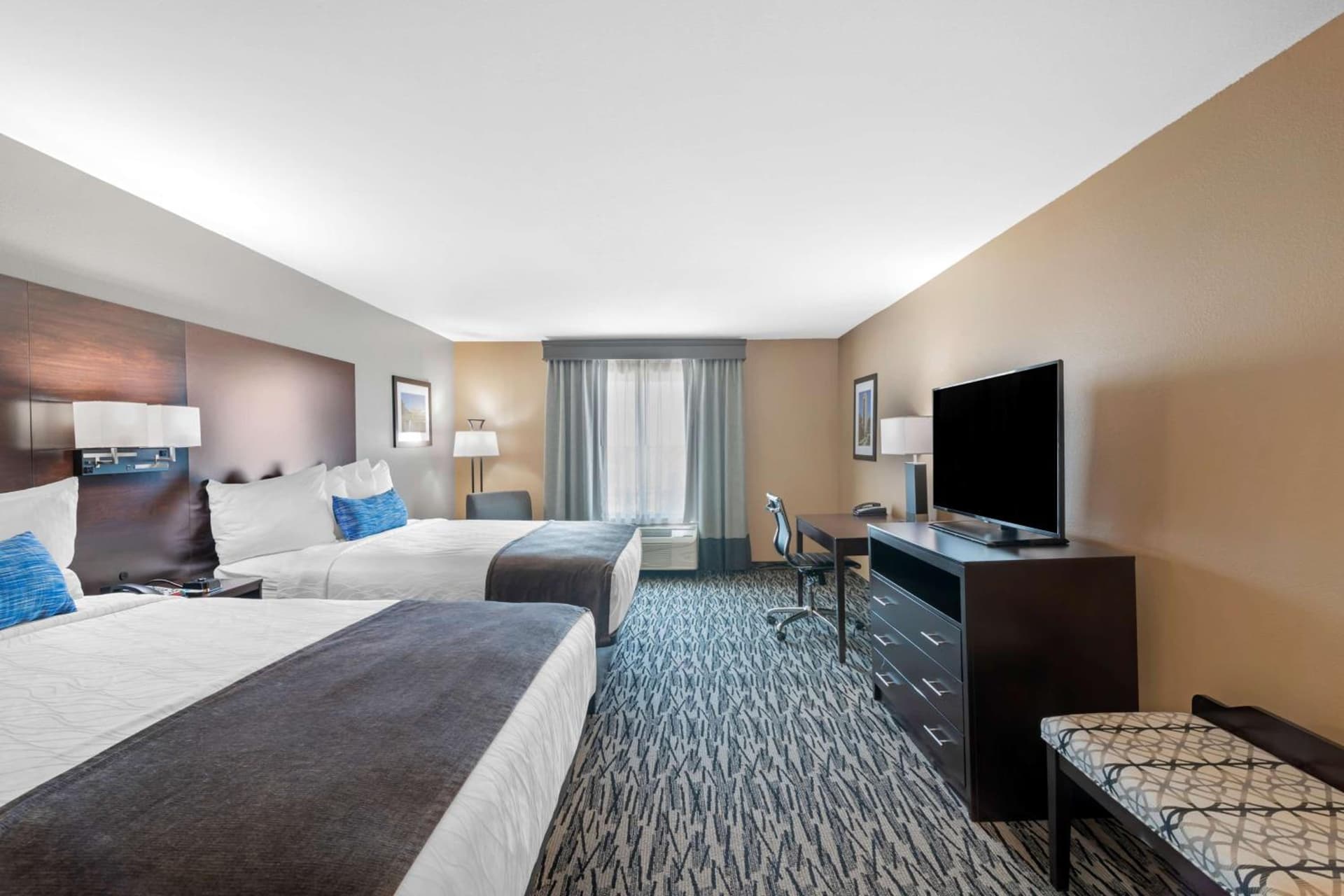 Best Western Plus Denton Inn & Suites gallery photo in Denton, TX — image 29