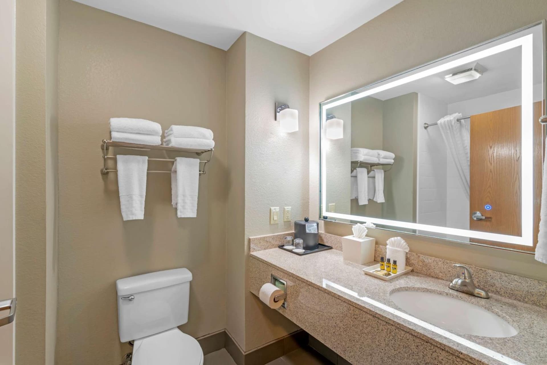 Best Western Plus Denton Inn & Suites gallery photo in Denton, TX — image 4