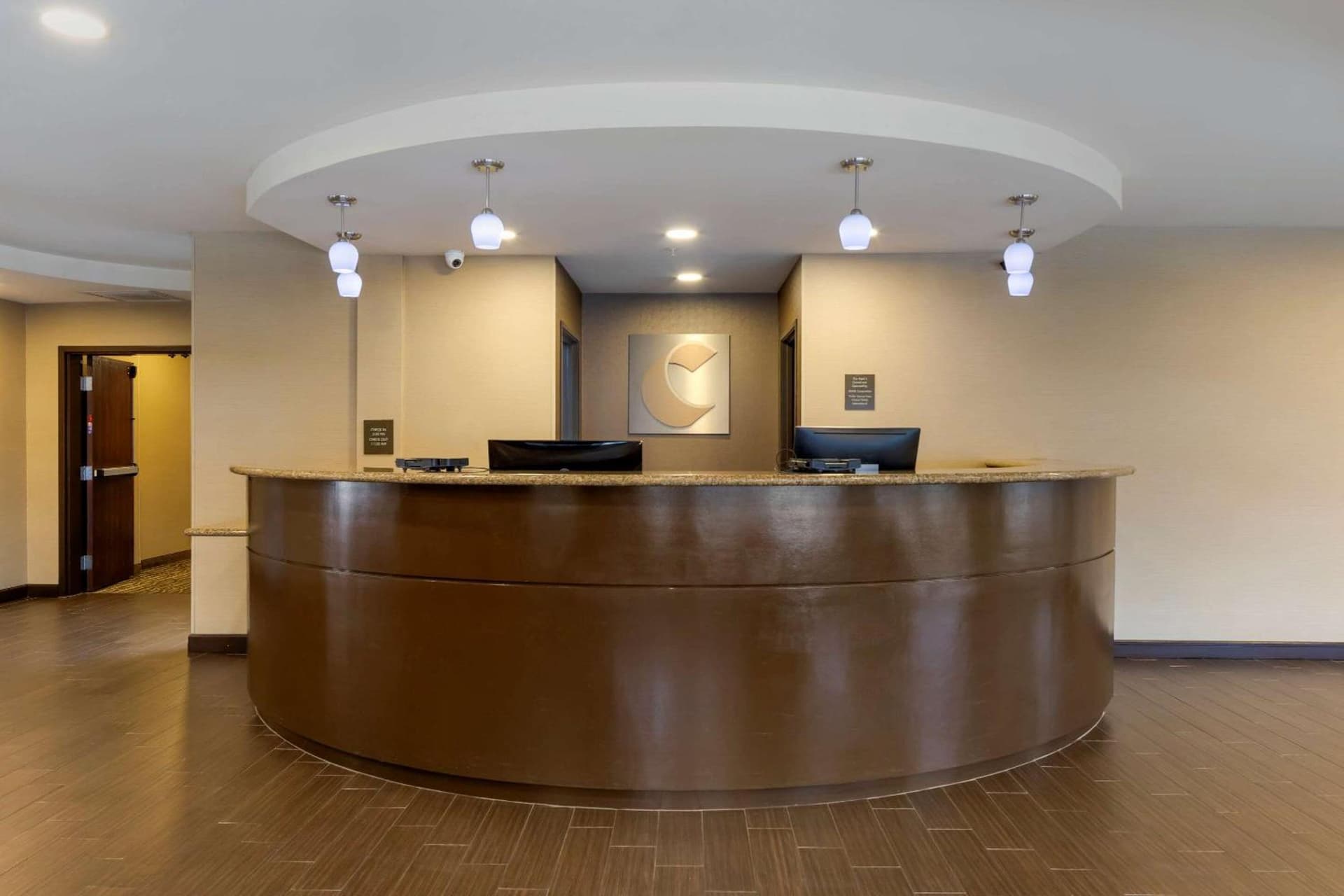 Comfort Suites Ontario Airport Convention Center property views in Ontario, CA — gallery photo 3