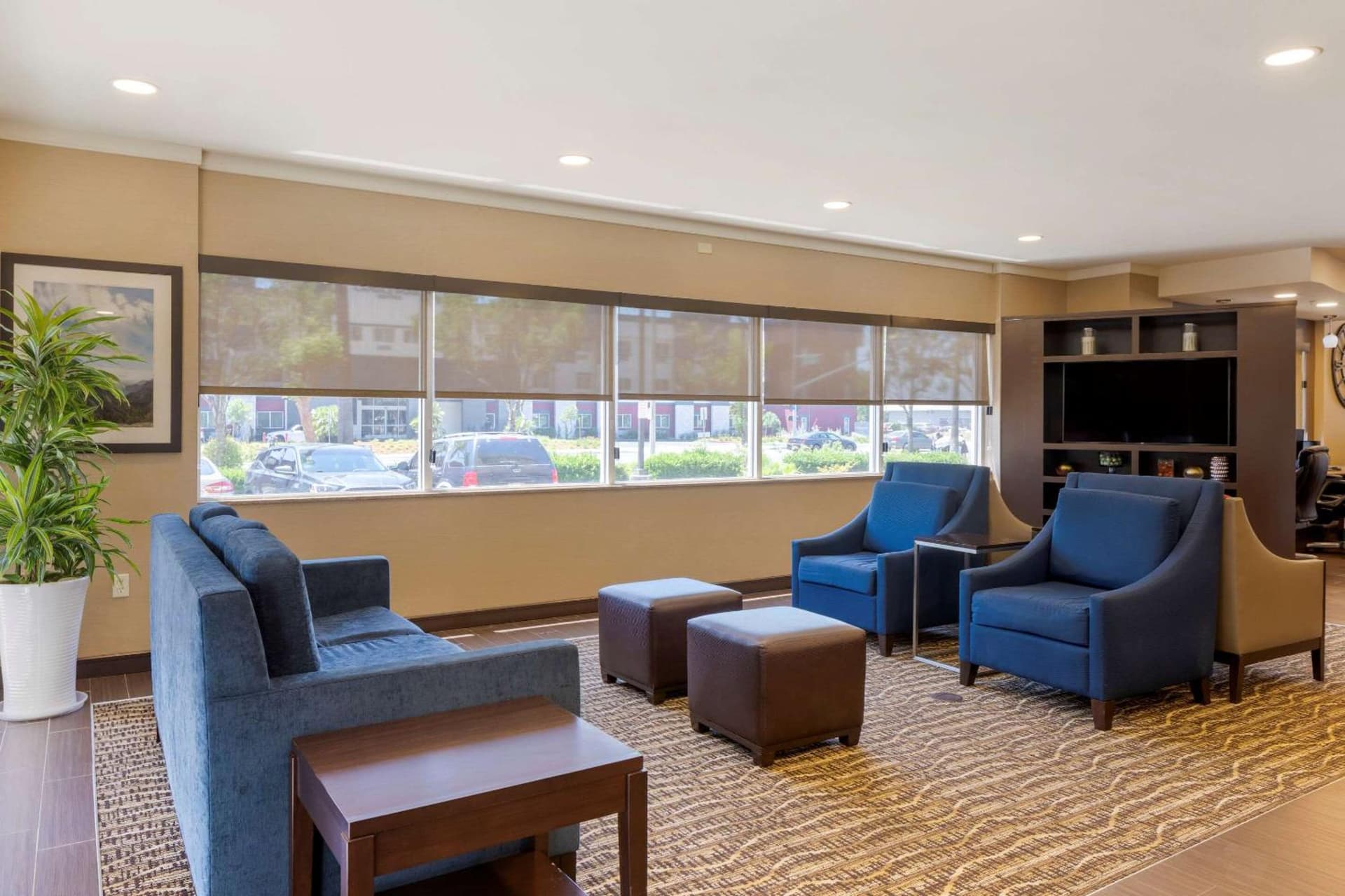 Comfort Suites Ontario Airport Convention Center gallery photo in Ontario, CA — image 17