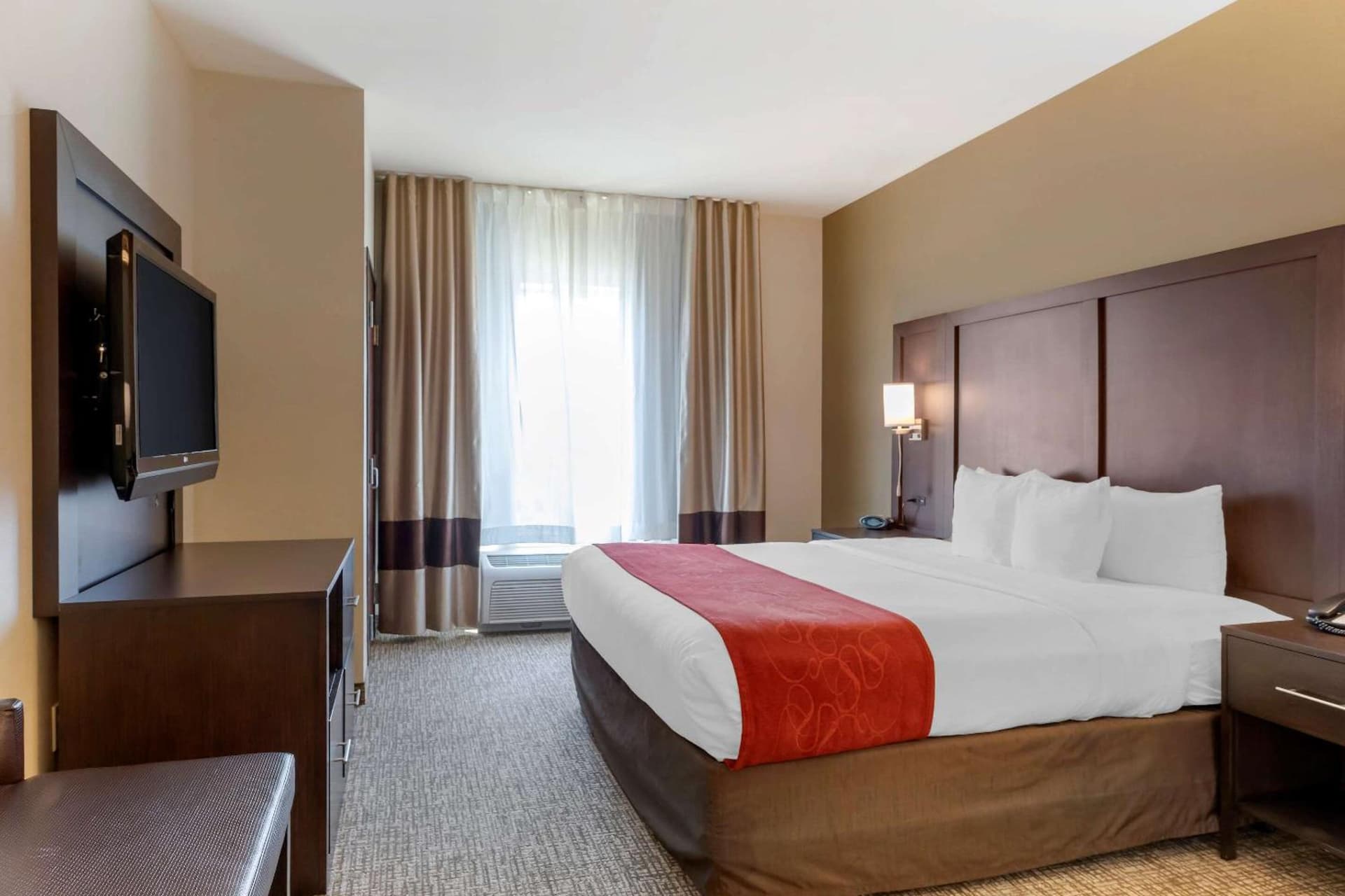 Comfort Suites Ontario Airport Convention Center gallery photo in Ontario, CA — image 7