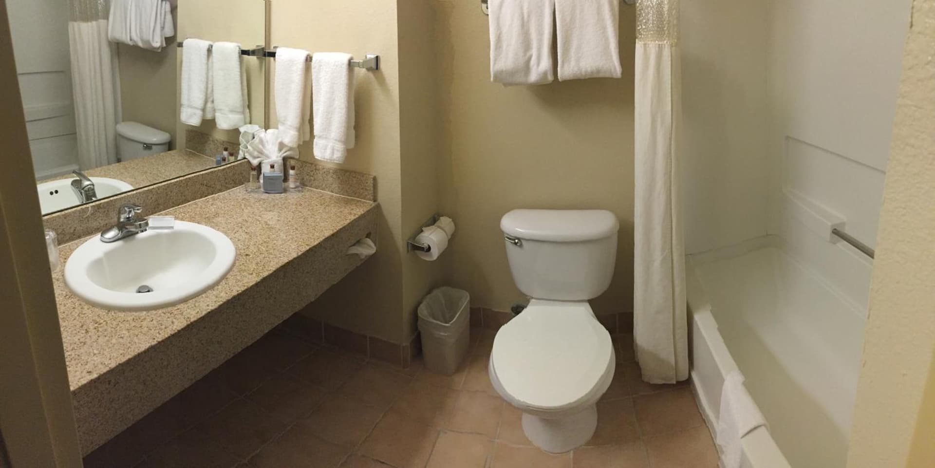 Hawthorn Suites by Wyndham Rancho Cordova/Folsom gallery photo in Rancho Cordova, CA — image 43