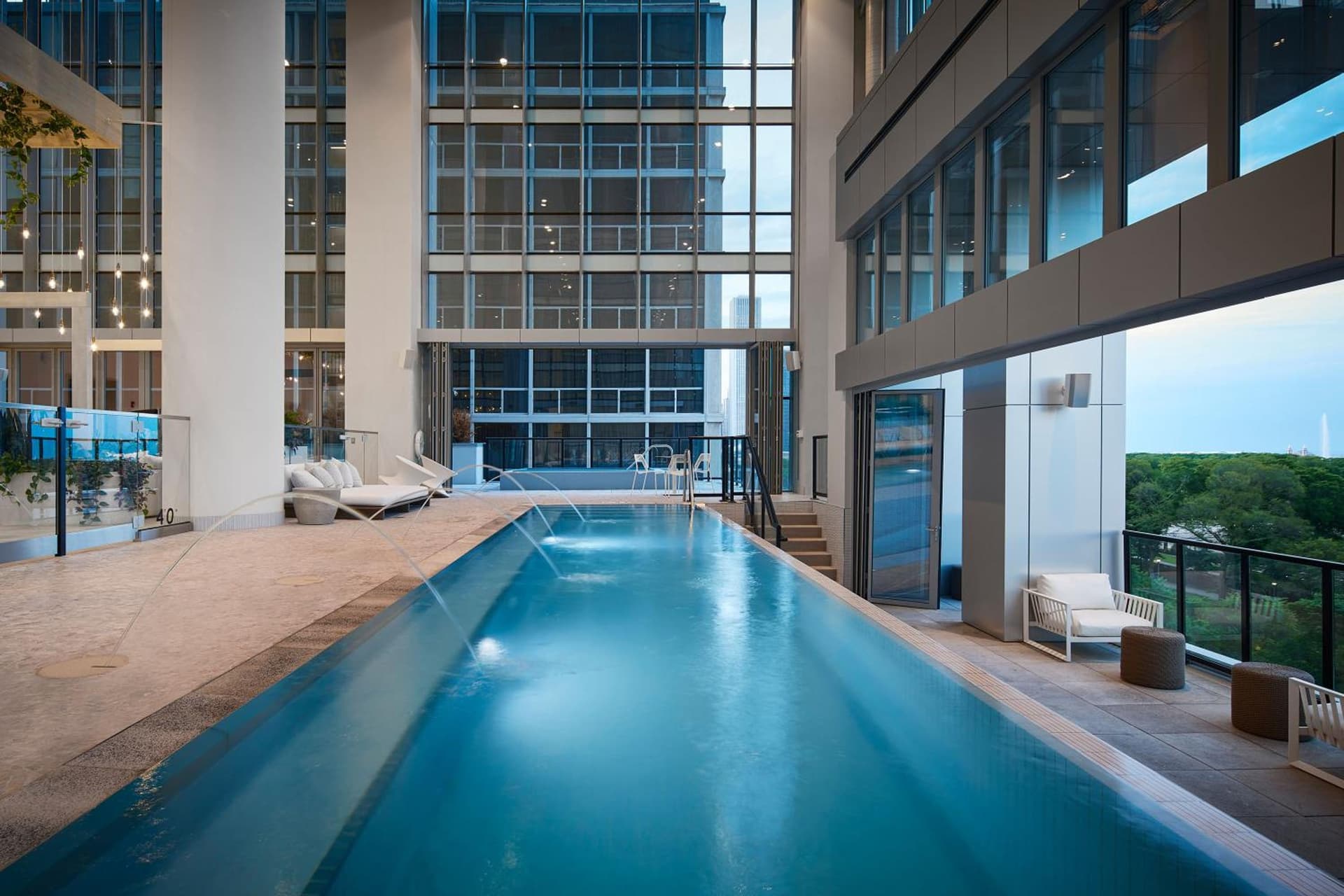 Sentral Michigan Avenue featured exterior or lobby in Chicago, IL — similar hotel