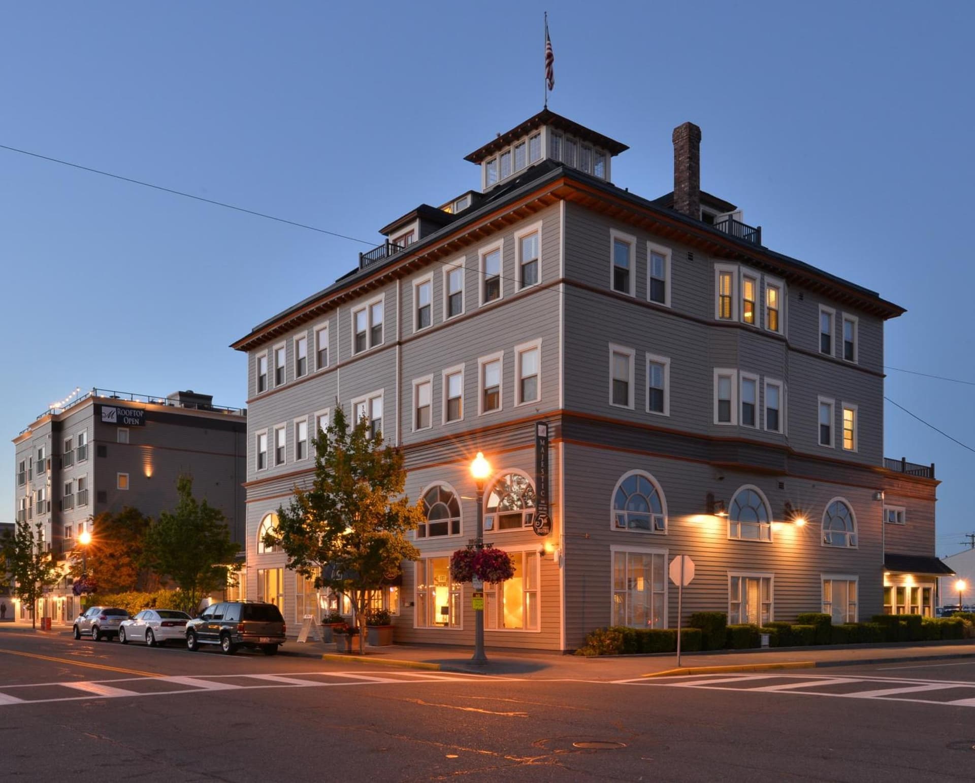 Majestic Inn and Spa — hotel in Oak Harbor, Washington