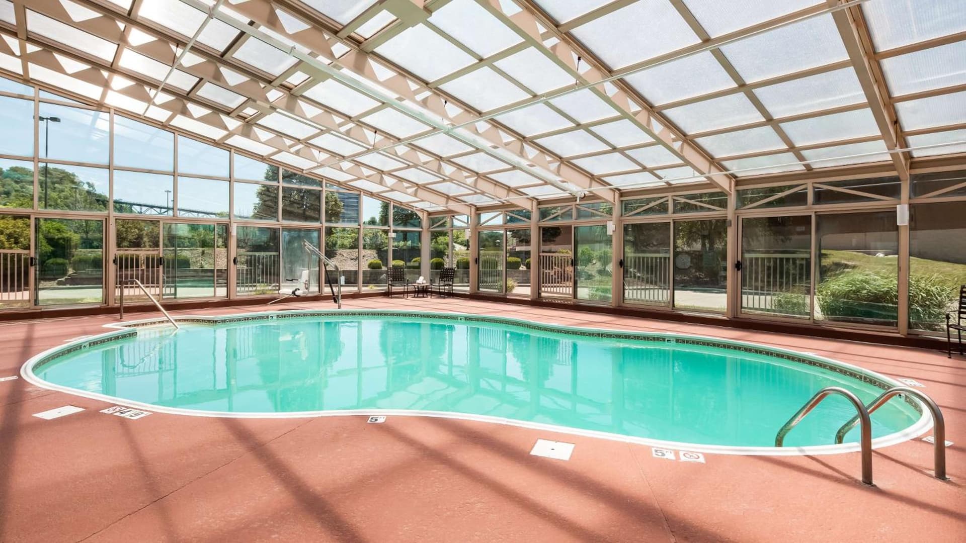 Best Western Plus Peoria gallery photo in Peoria, IL — image 8
