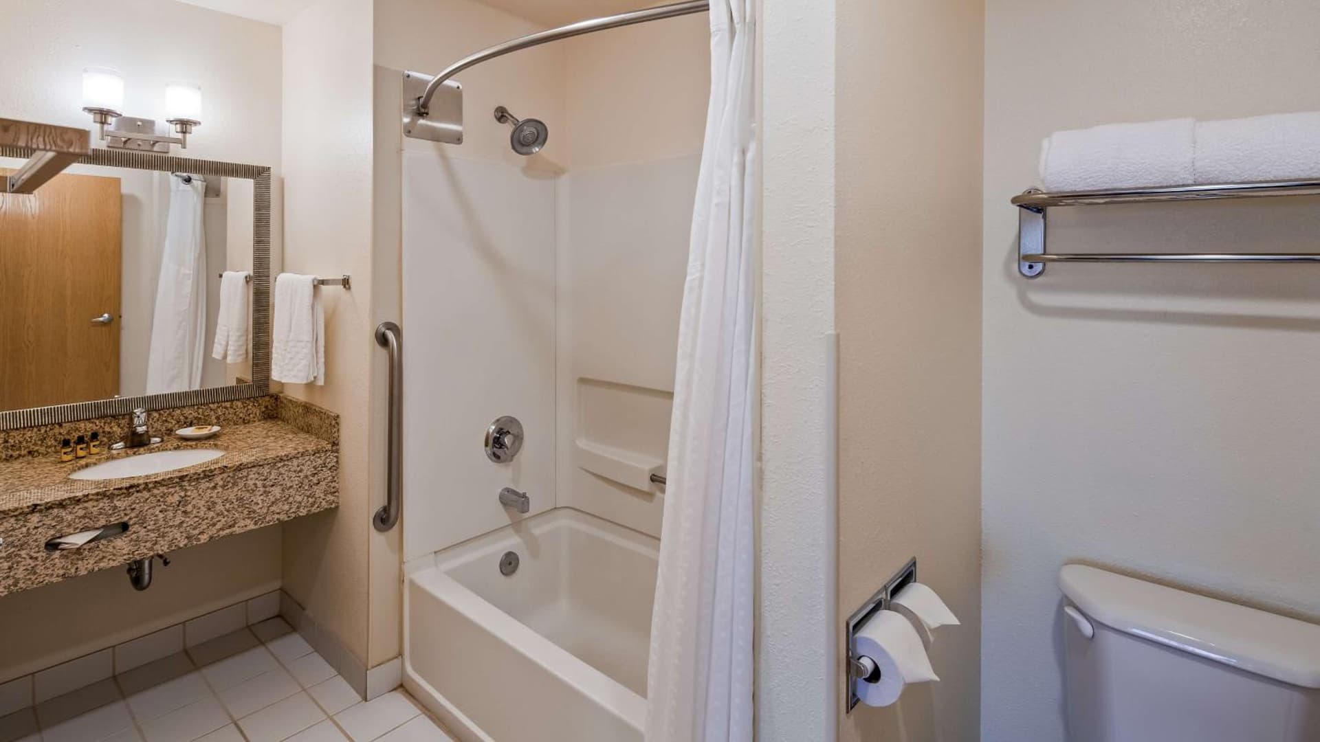 Best Western Plus Peoria gallery photo in Peoria, IL — image 7