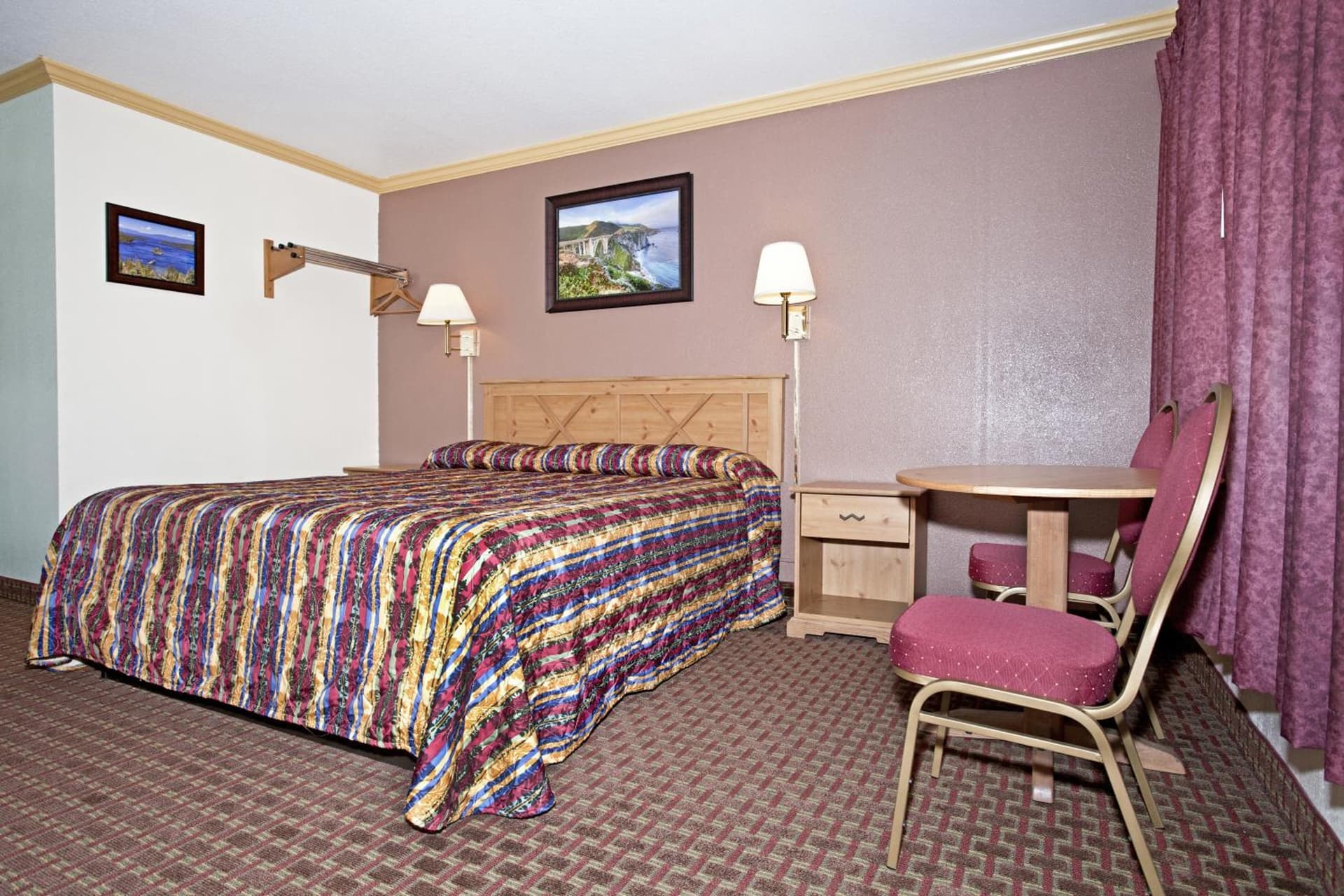 National 9 Inn - Placerville gallery photo in Placerville, CA — image 34