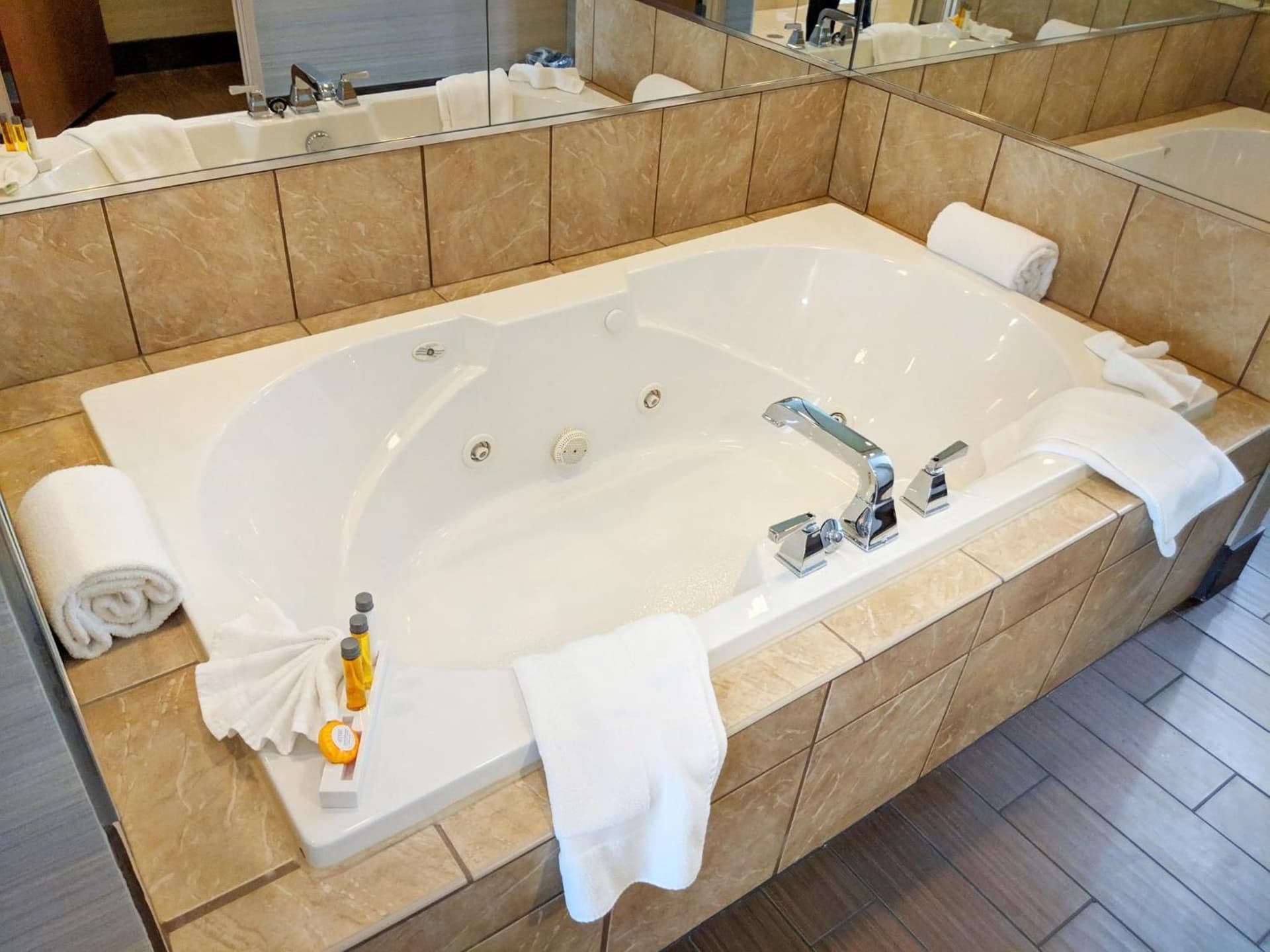 Holiday Inn Purdue - Fort Wayne by IHG gallery photo in Fort Wayne, IN — image 9