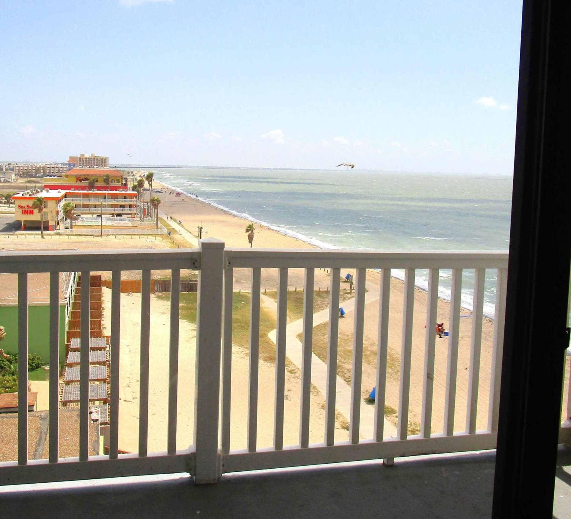 DoubleTree by Hilton Corpus Christi Beachfront gallery photo in Corpus Christi, TX — image 93