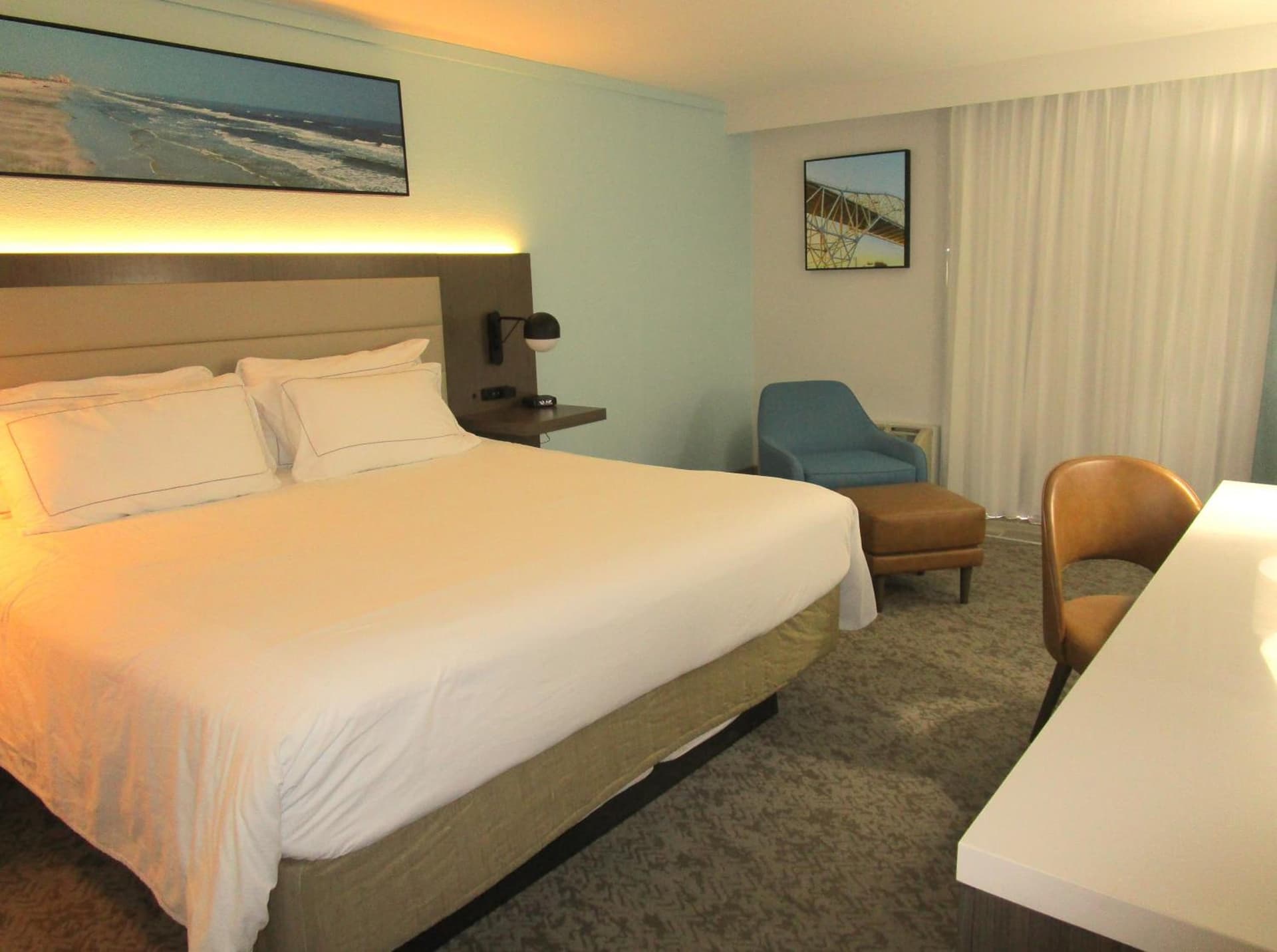 DoubleTree by Hilton Corpus Christi Beachfront gallery photo in Corpus Christi, TX — image 30