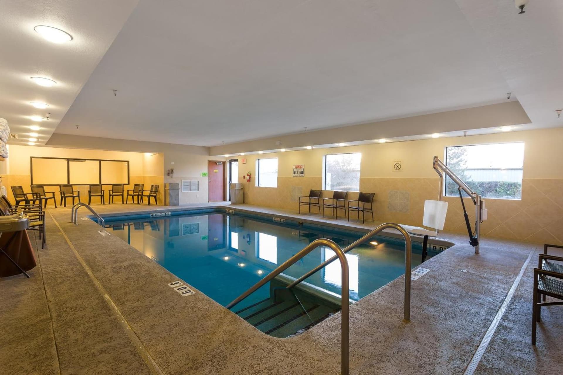 Holiday Inn Express Hotel & Suites Edmond by IHG gallery photo in Edmond, OK — image 34