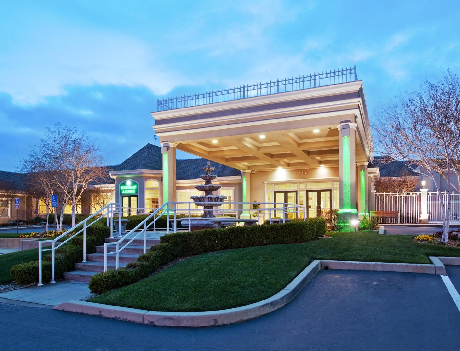 Holiday Inn Redding by IHG featured exterior or lobby in Redding, CA — similar hotel