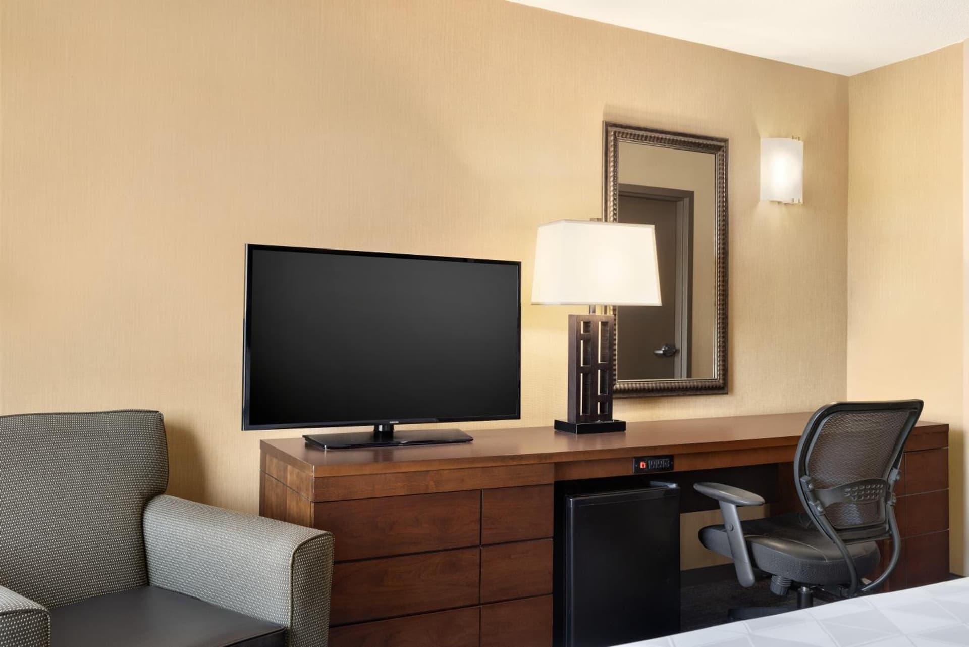 Holiday Inn National Airport/Crystal City by IHG gallery photo in Arlington, VA — image 20