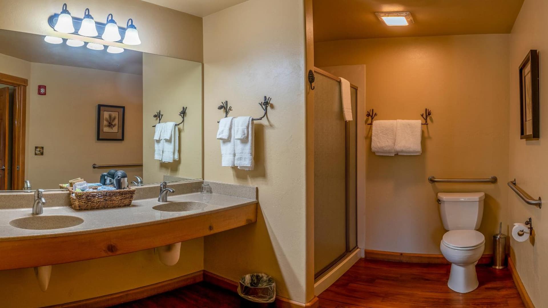 Callahan's Mountain Lodge gallery photo in Ashland, OR — image 29