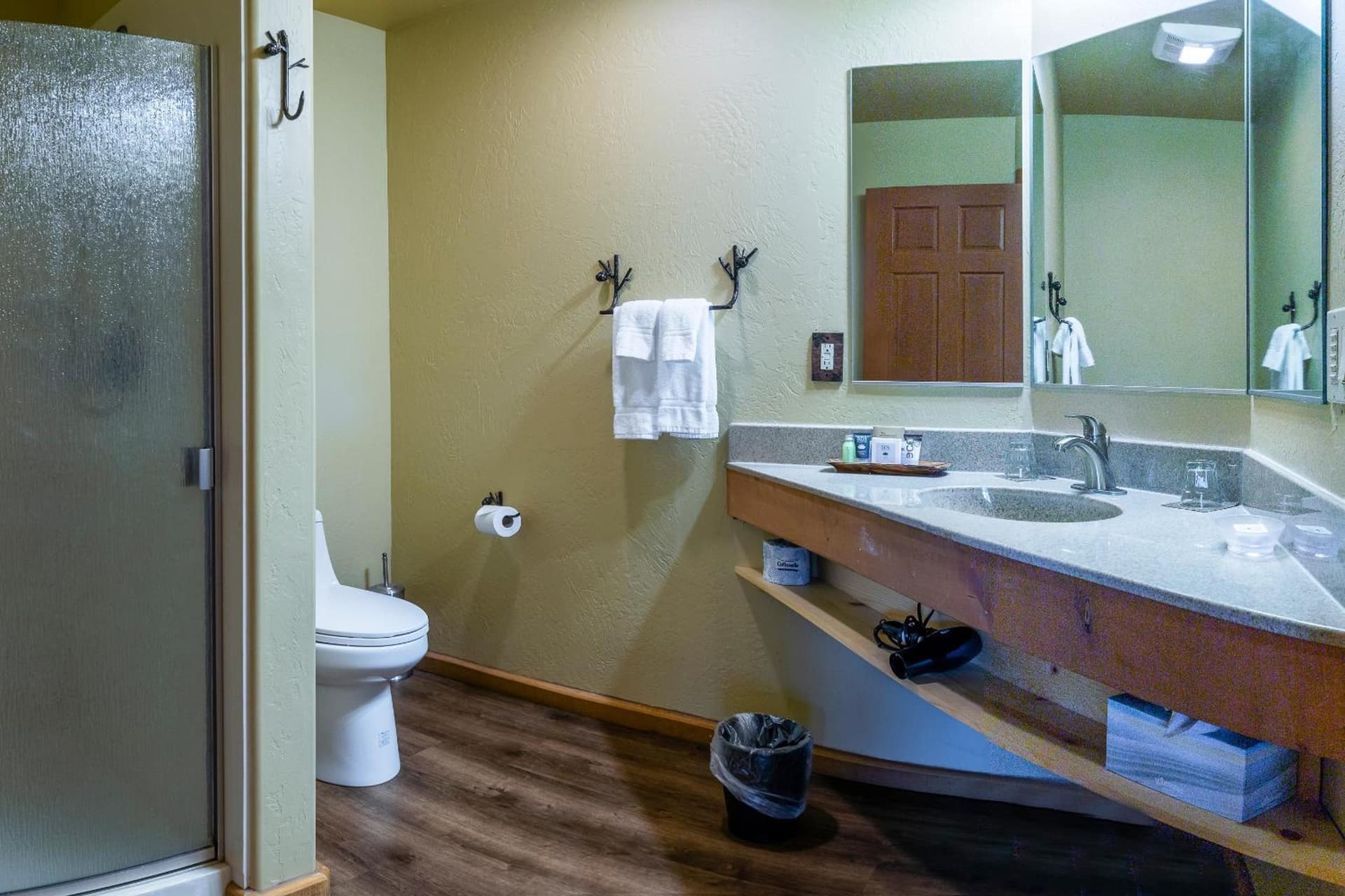 Callahan's Mountain Lodge gallery photo in Ashland, OR — image 18