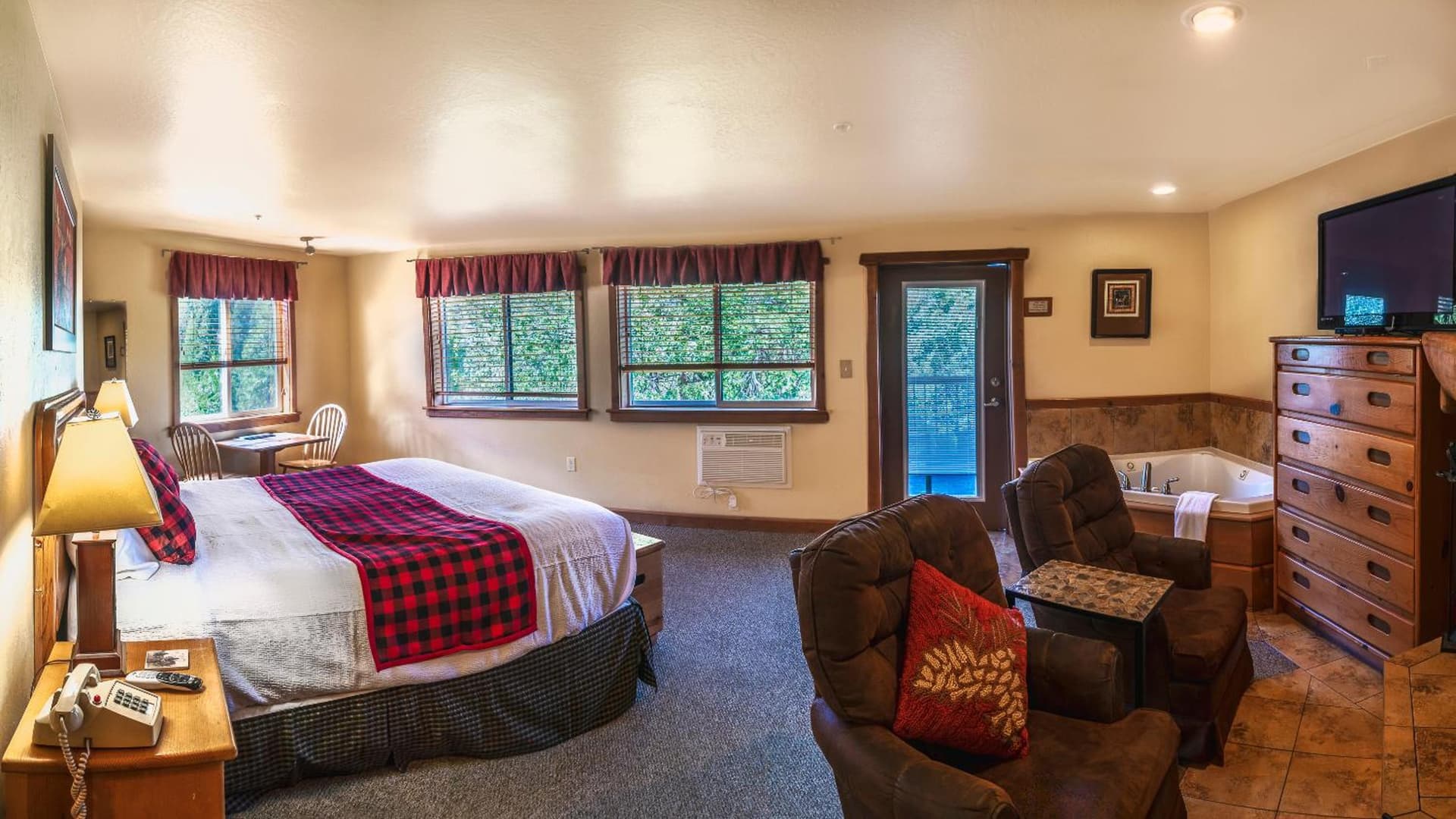 Callahan's Mountain Lodge gallery photo in Ashland, OR — image 32