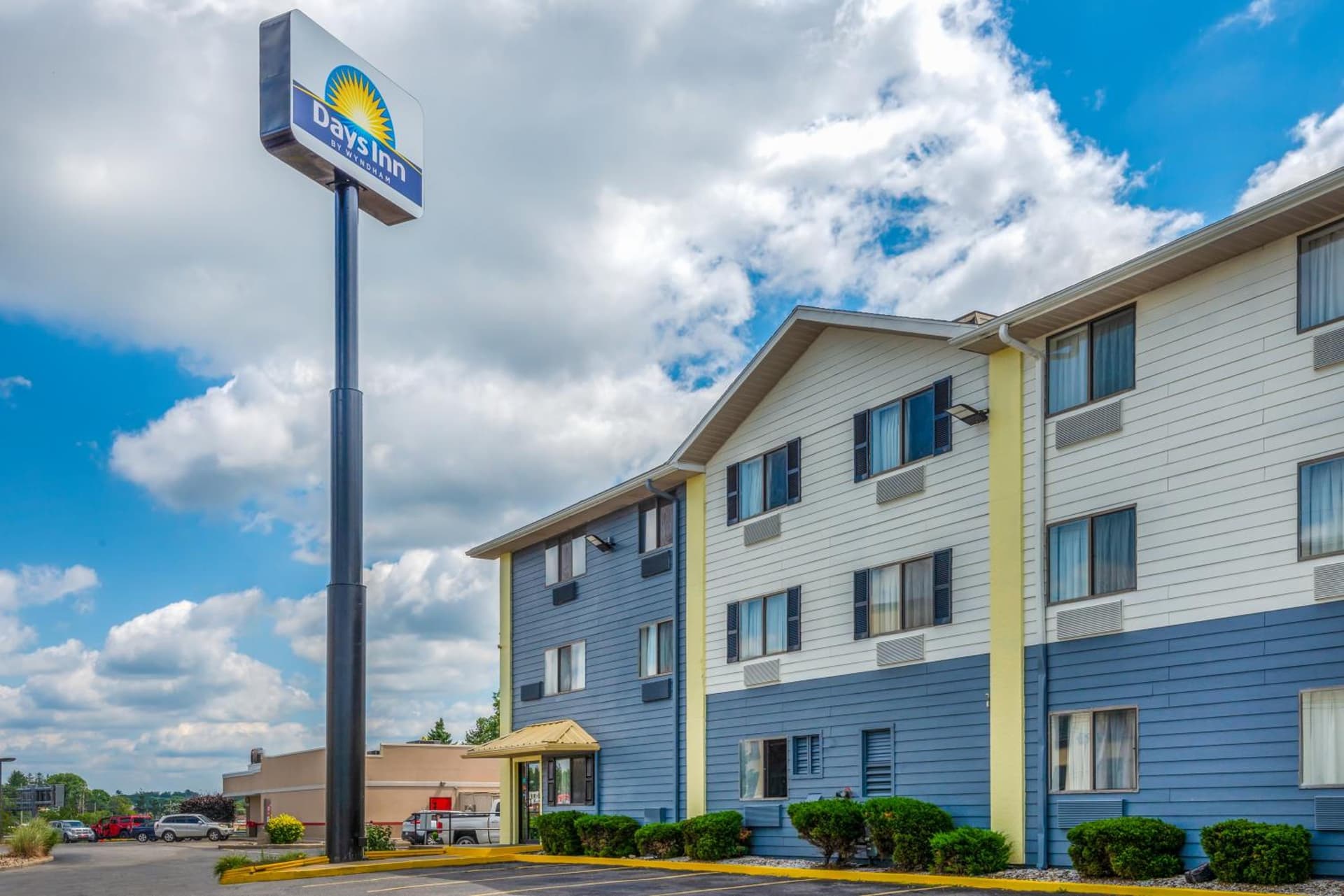 Days Inn by Wyndham Somerset PA I-70 I-76 — hotel in Somerset, Pennsylvania