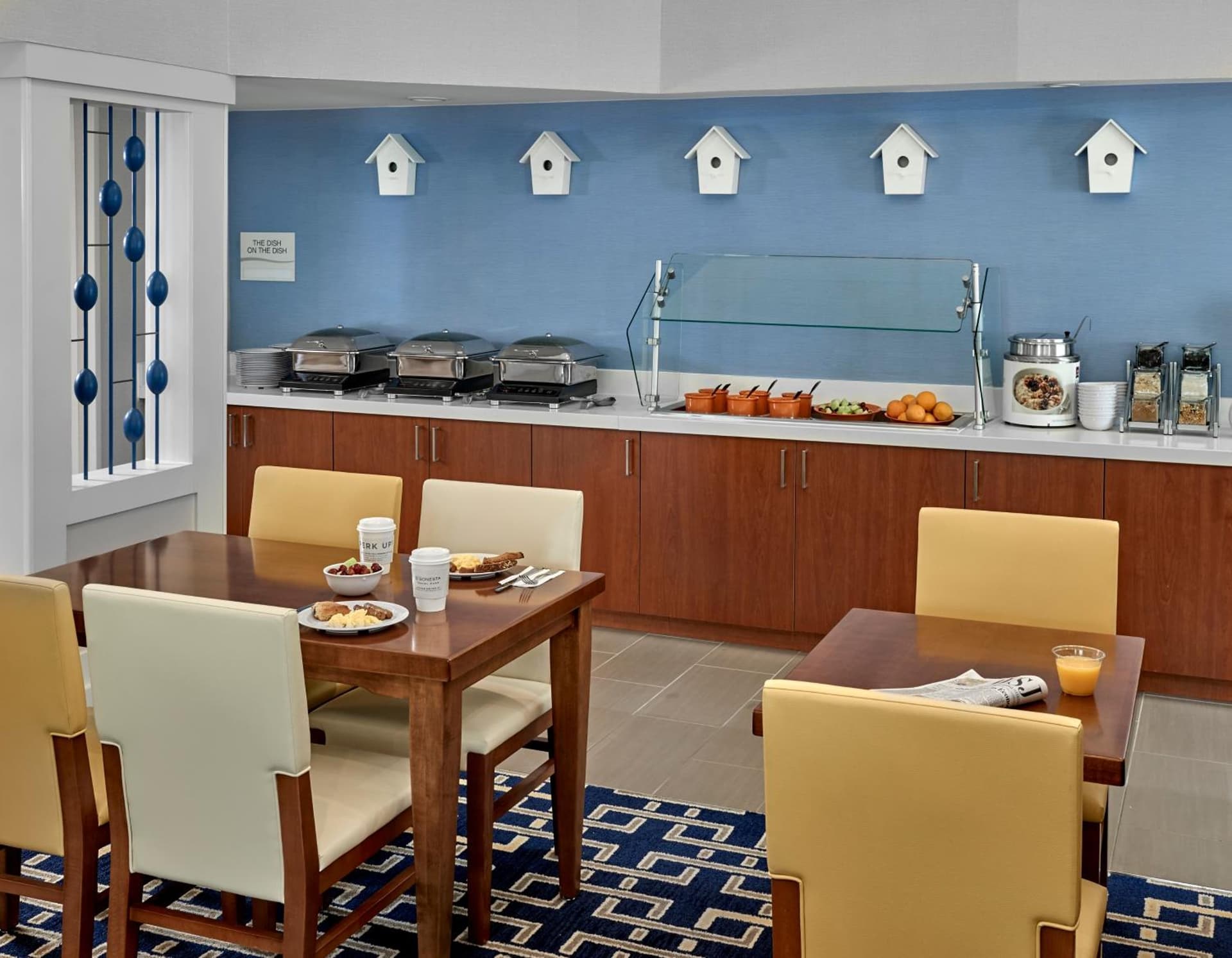 Sonesta Simply Suites Cleveland Westlake interior in Westlake, OH — gallery photo 2