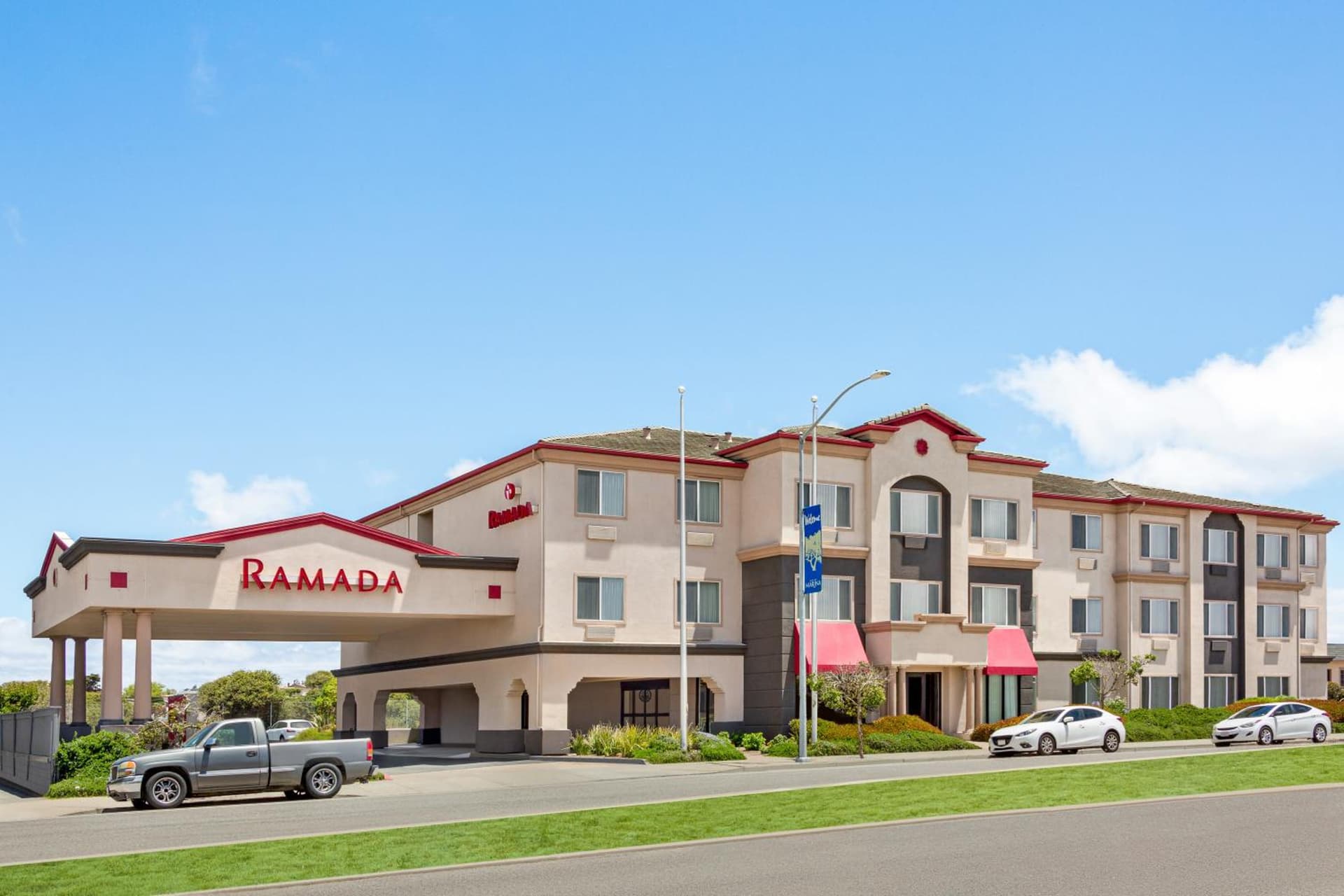 Ramada by Wyndham Marina interior in Marina, CA — gallery photo 2
