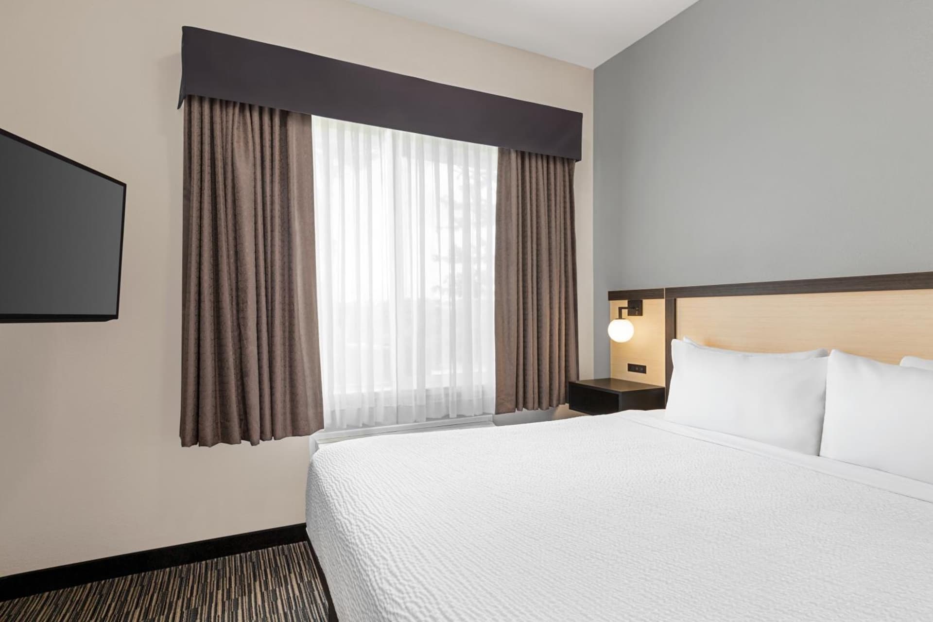 Ramada by Wyndham Marina gallery photo in Marina, CA — image 9