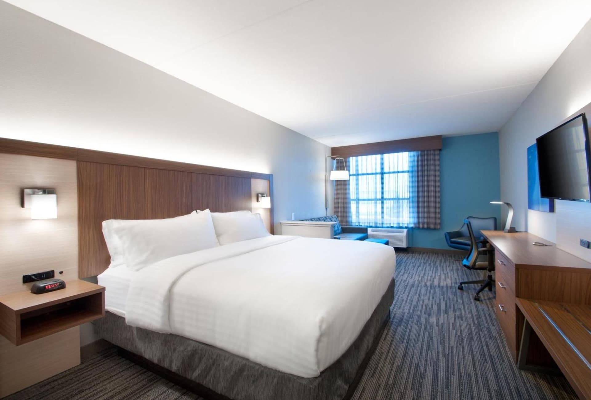 Holiday Inn Express Quantico - Stafford by IHG gallery photo in Stafford, VA — image 5