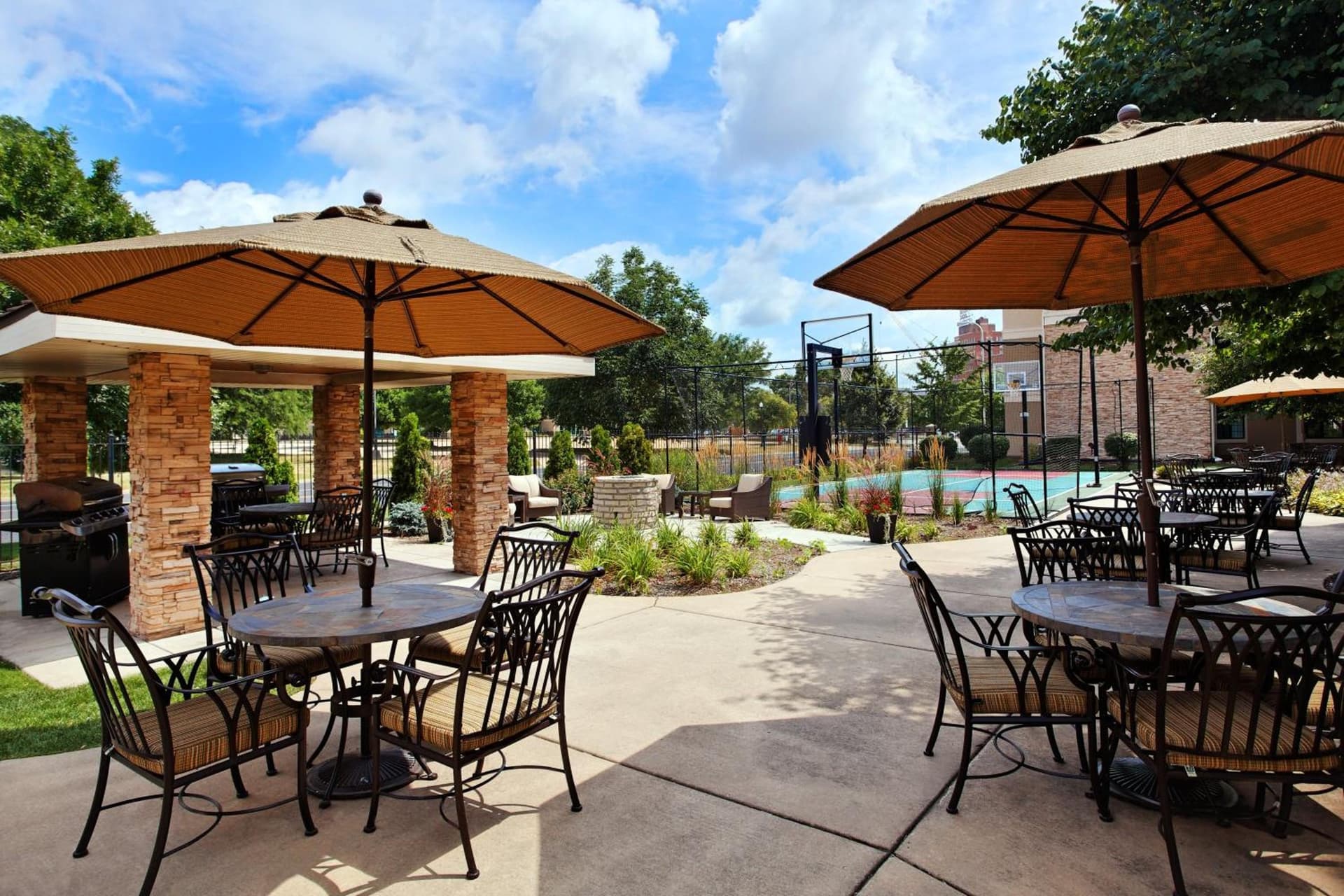 Staybridge Suites Peoria Downtown by IHG property views in Peoria, IL — gallery photo 3