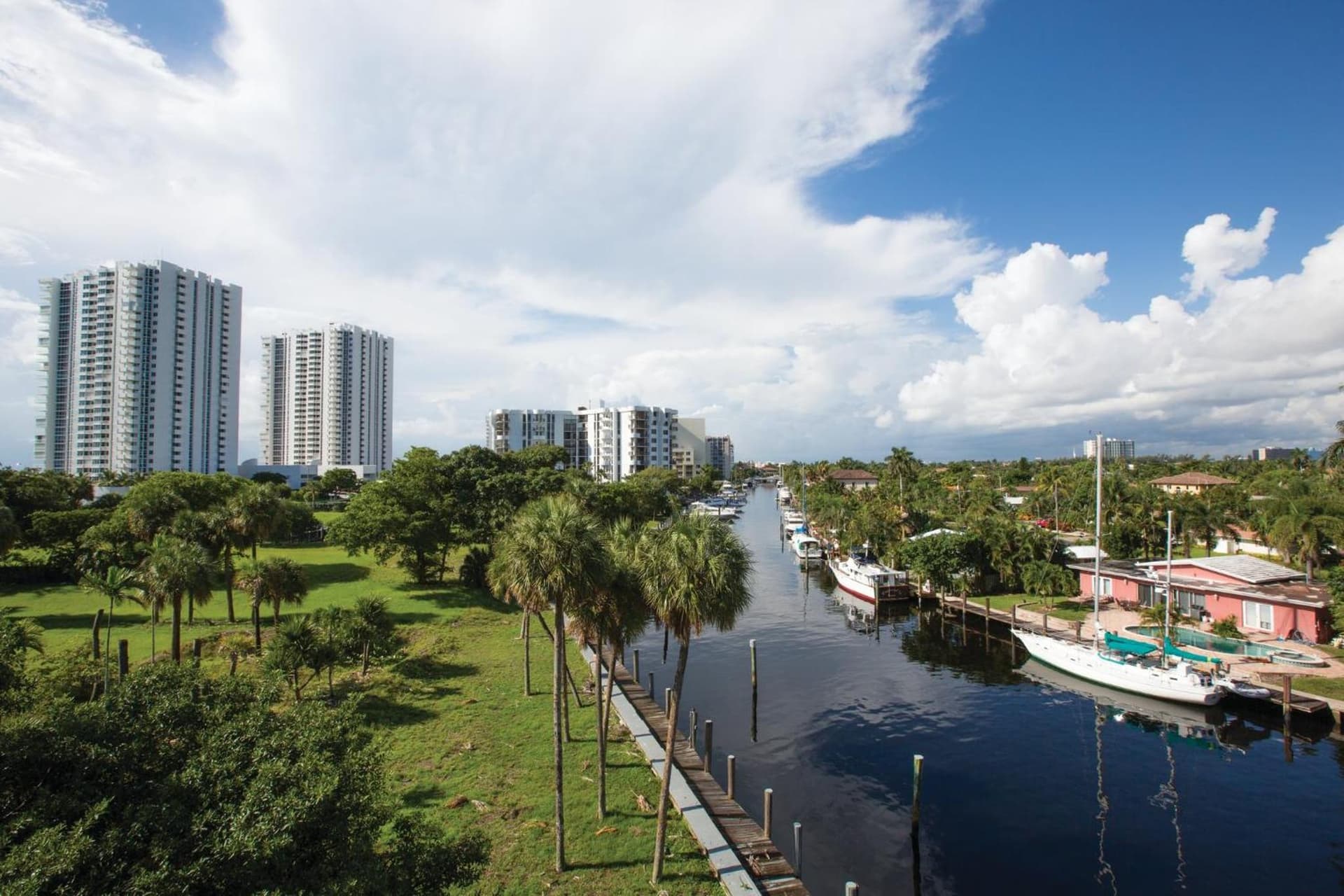 Club Wyndham Santa Barbara gallery photo in Pompano Beach, FL — image 24