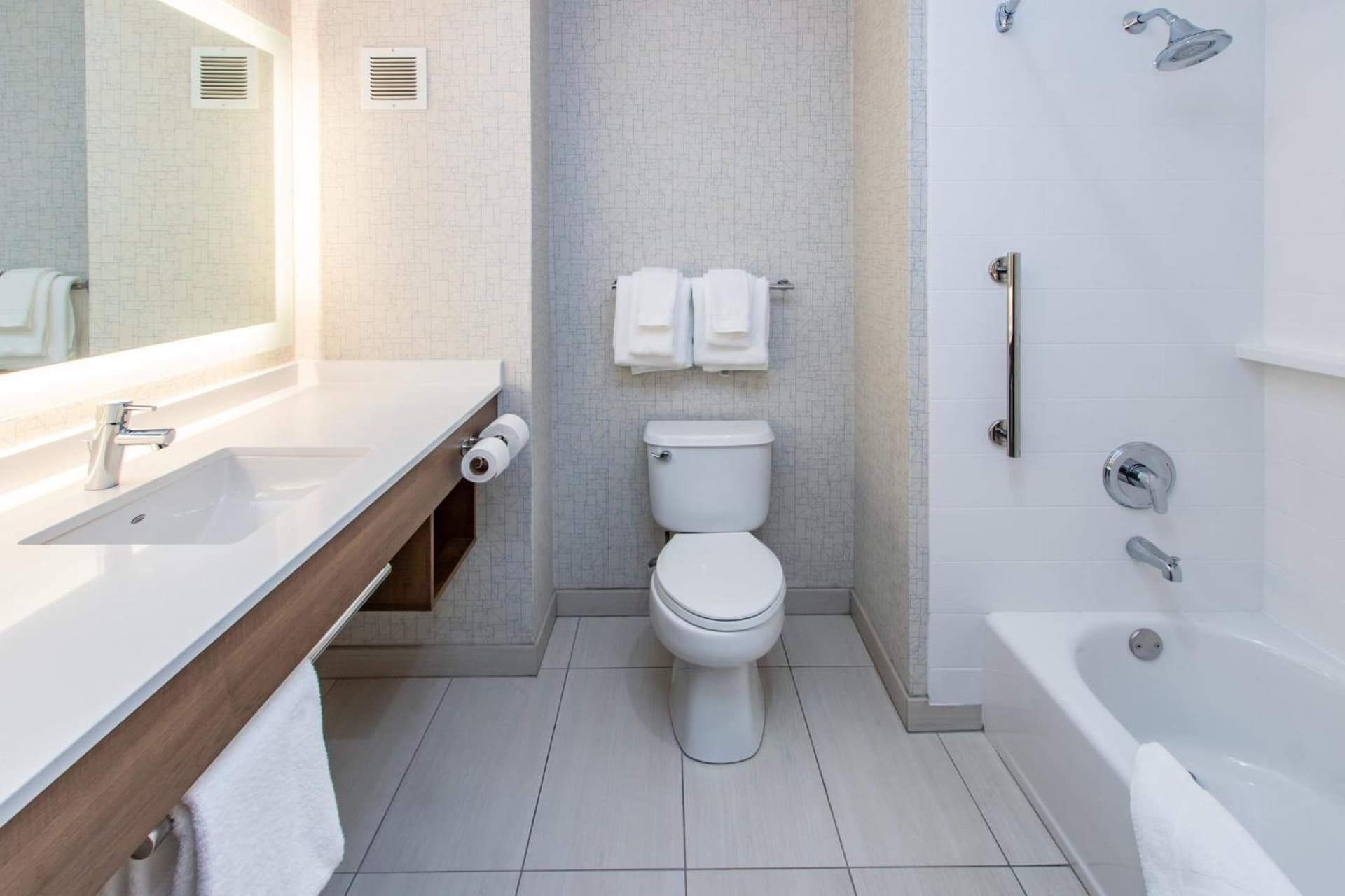 Holiday Inn Express Hotel & Suites Roseville - Galleria Area by IHG gallery photo in Roseville, CA — image 126