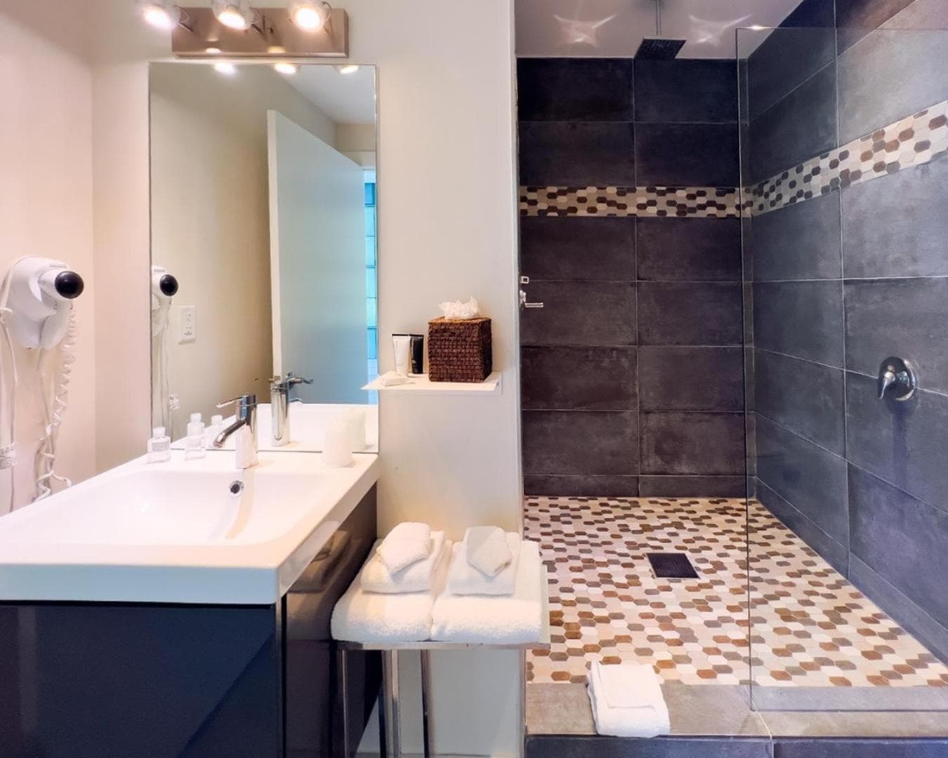 North Beach Hotel gallery photo in Fort Lauderdale, FL — image 27