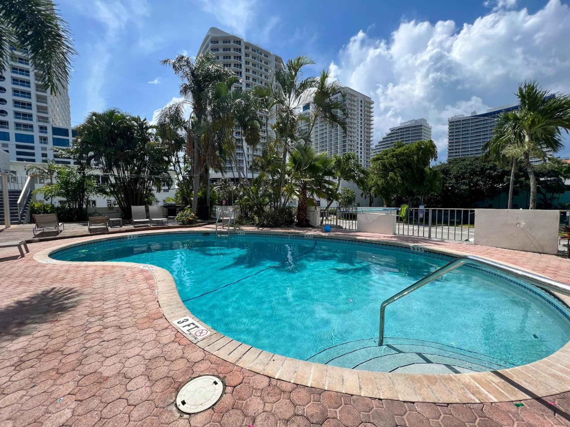 North Beach Hotel gallery photo in Fort Lauderdale, FL — image 14
