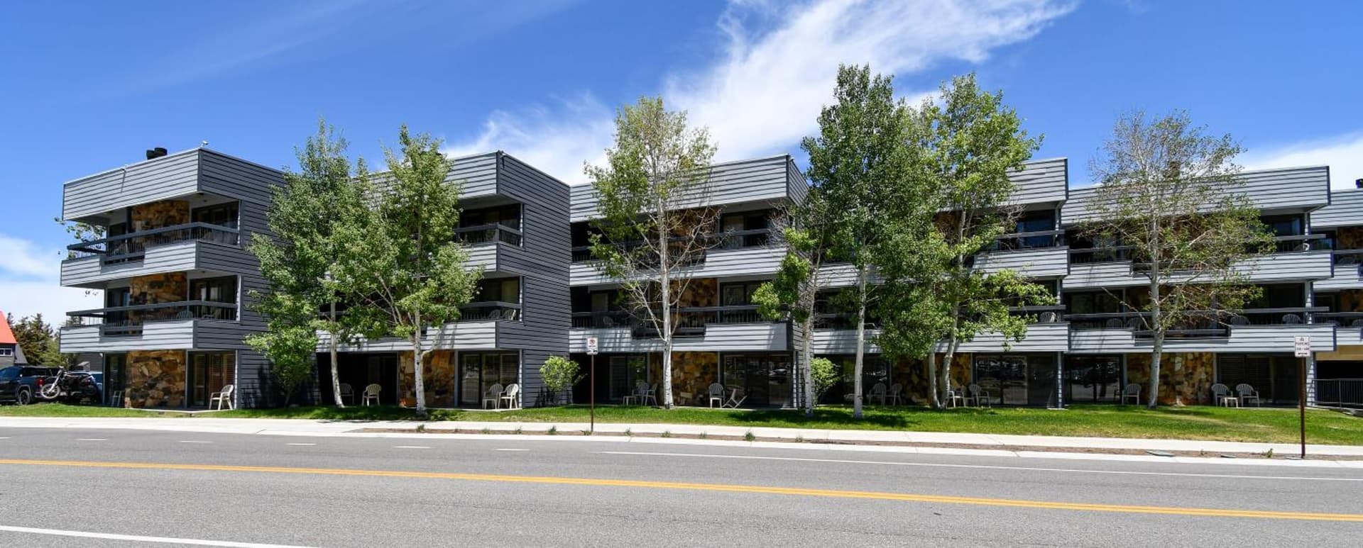 Park Regency interior in Park City, UT — gallery photo 2