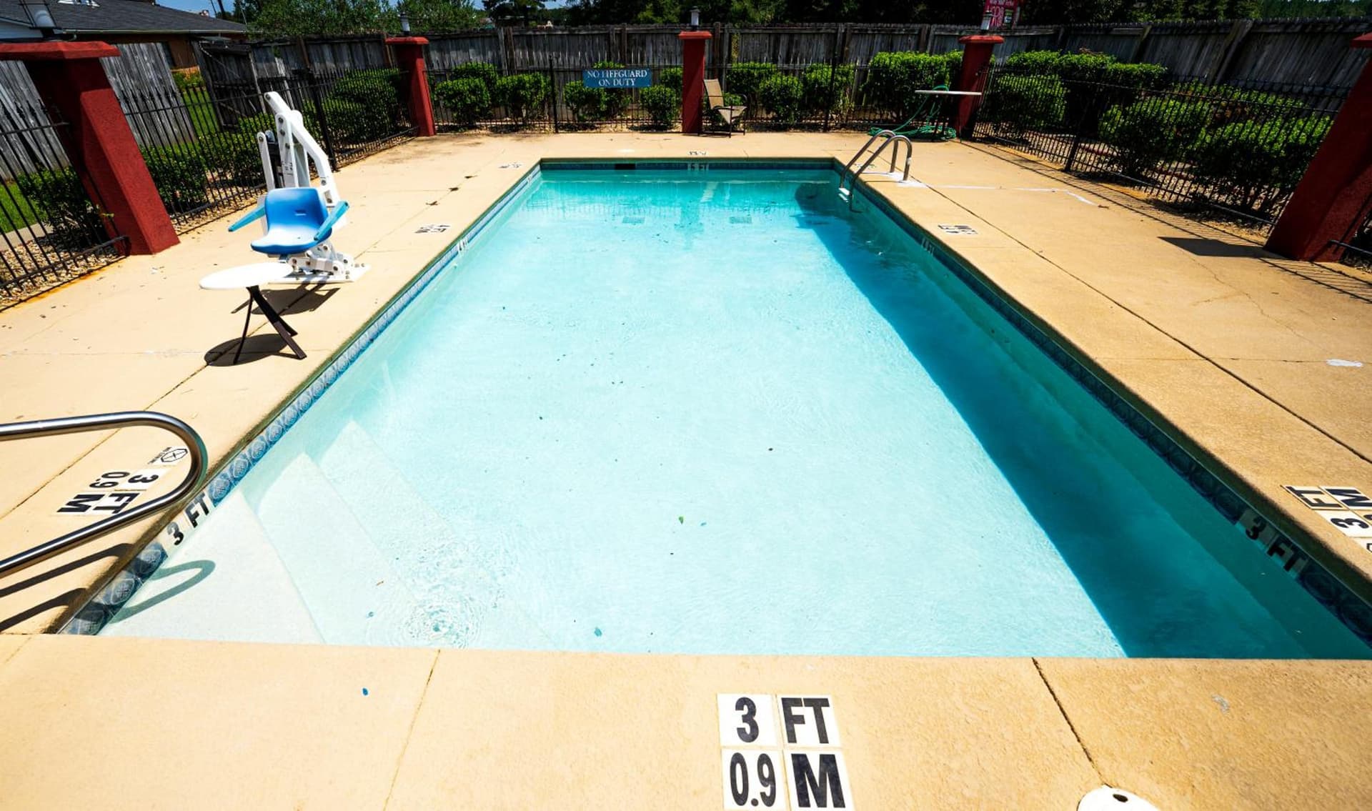 Quality Inn & Suites property views in Monroeville, AL — gallery photo 3